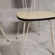 Chaises en formica pieds eiffel