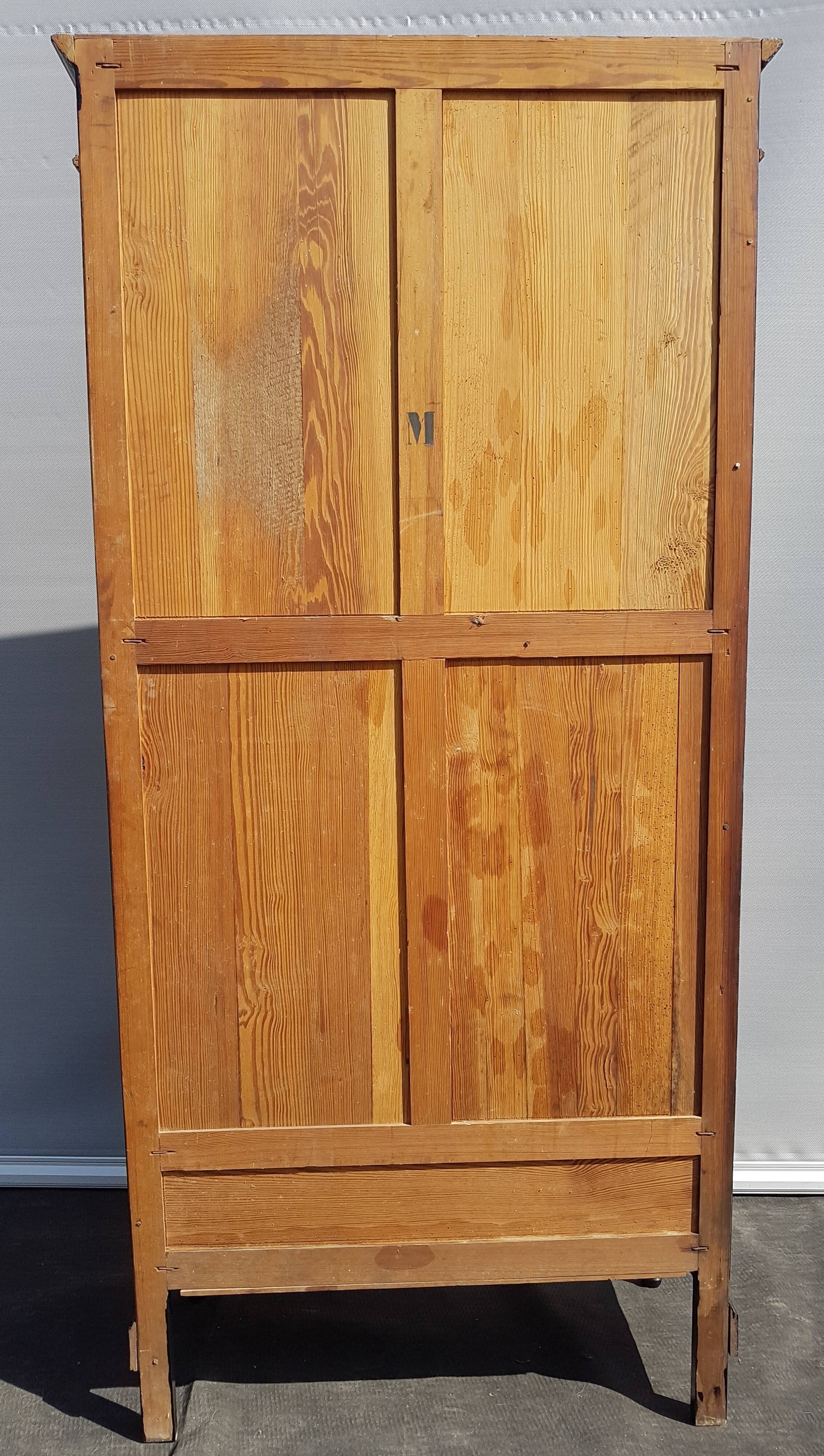 Showcase at the end of the 19th century