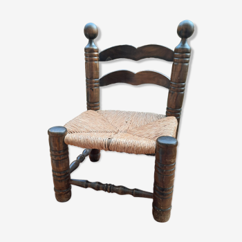 Chaise basse campagnarde