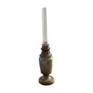 lampe à pétrole ancienne
