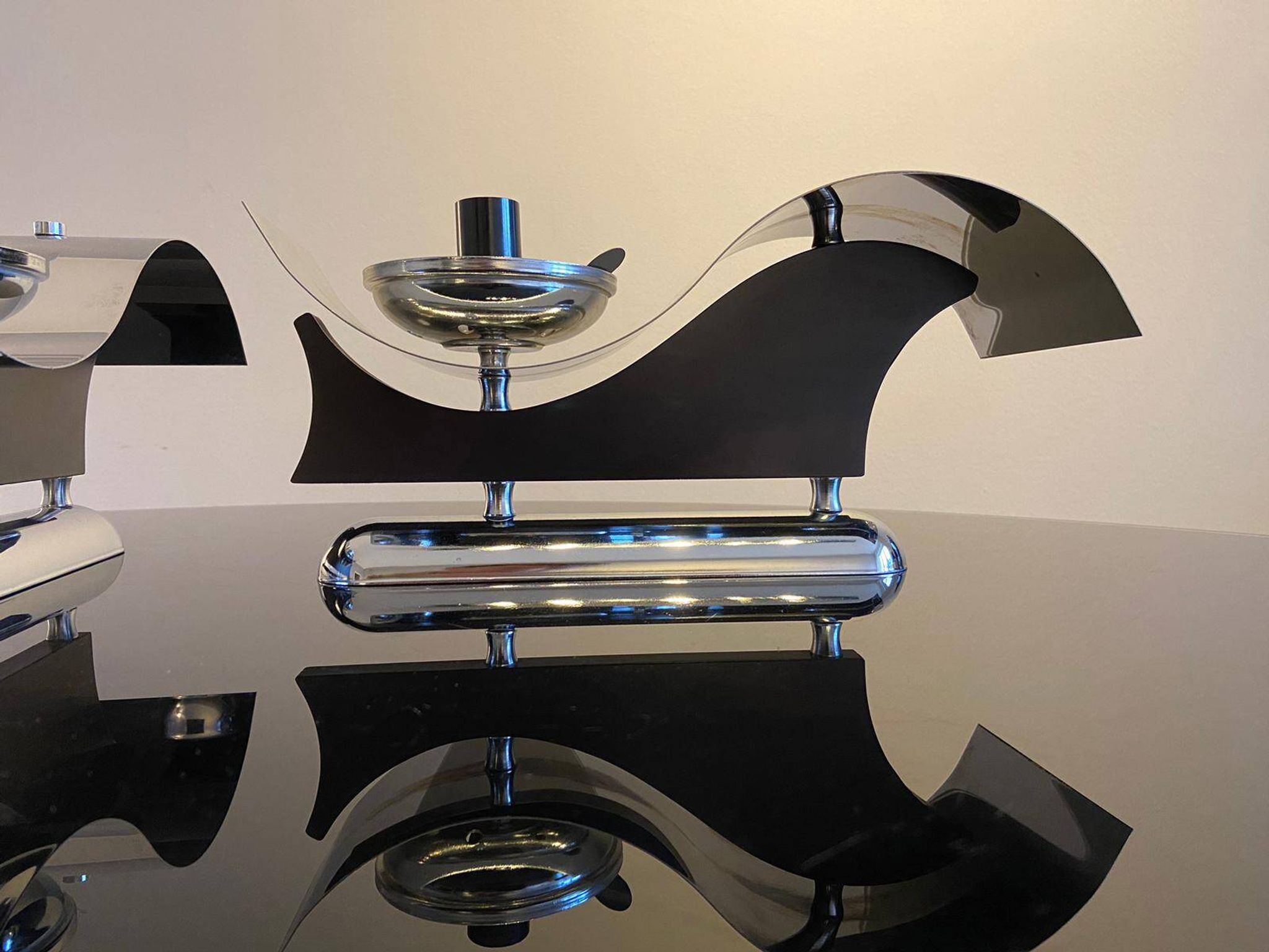 Pair of metal and blown glass wall lights, Italy 1970s, in excellent condition.
