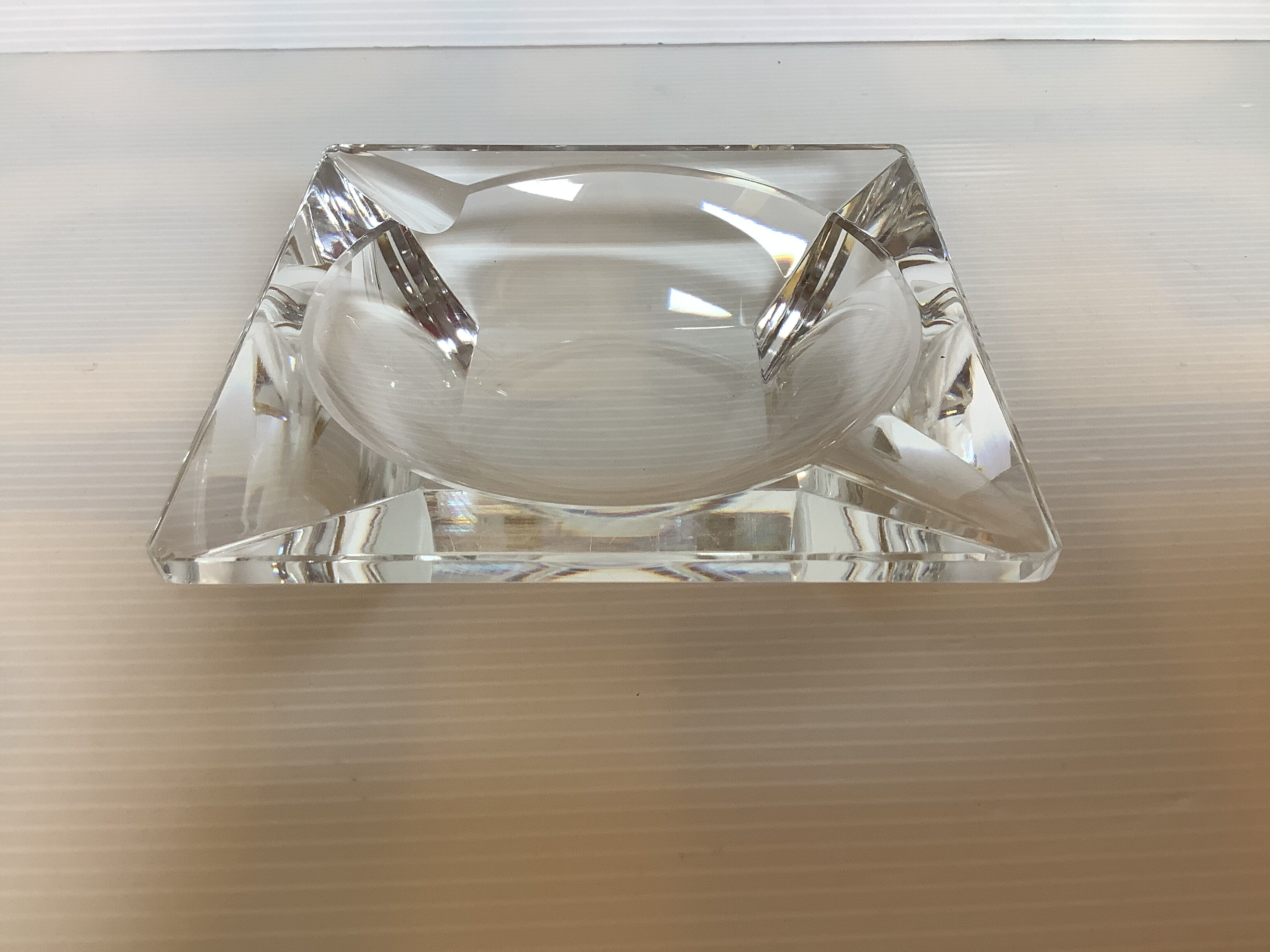 Empty ashtray pocket val saint Lambert