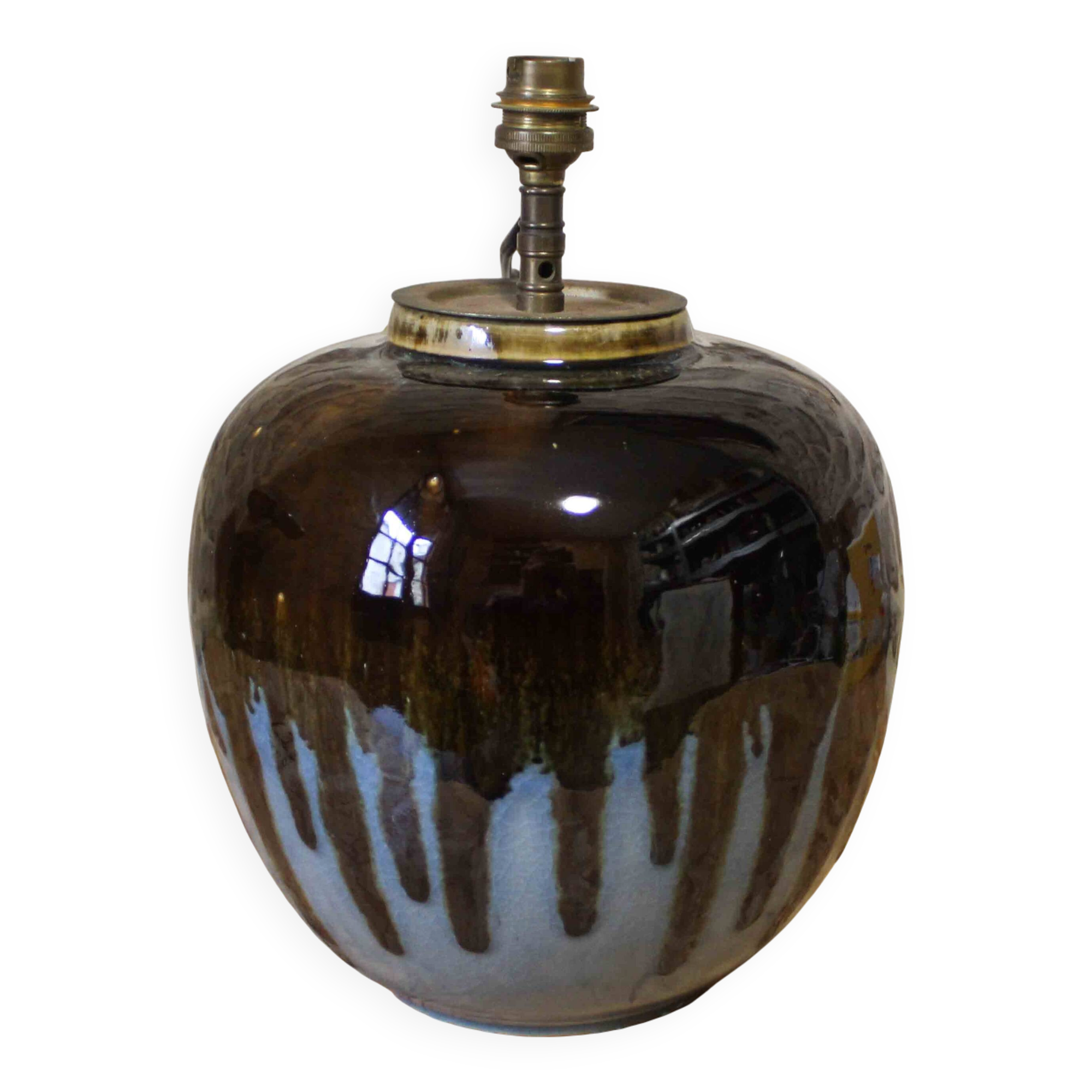 Ceramic lamp base