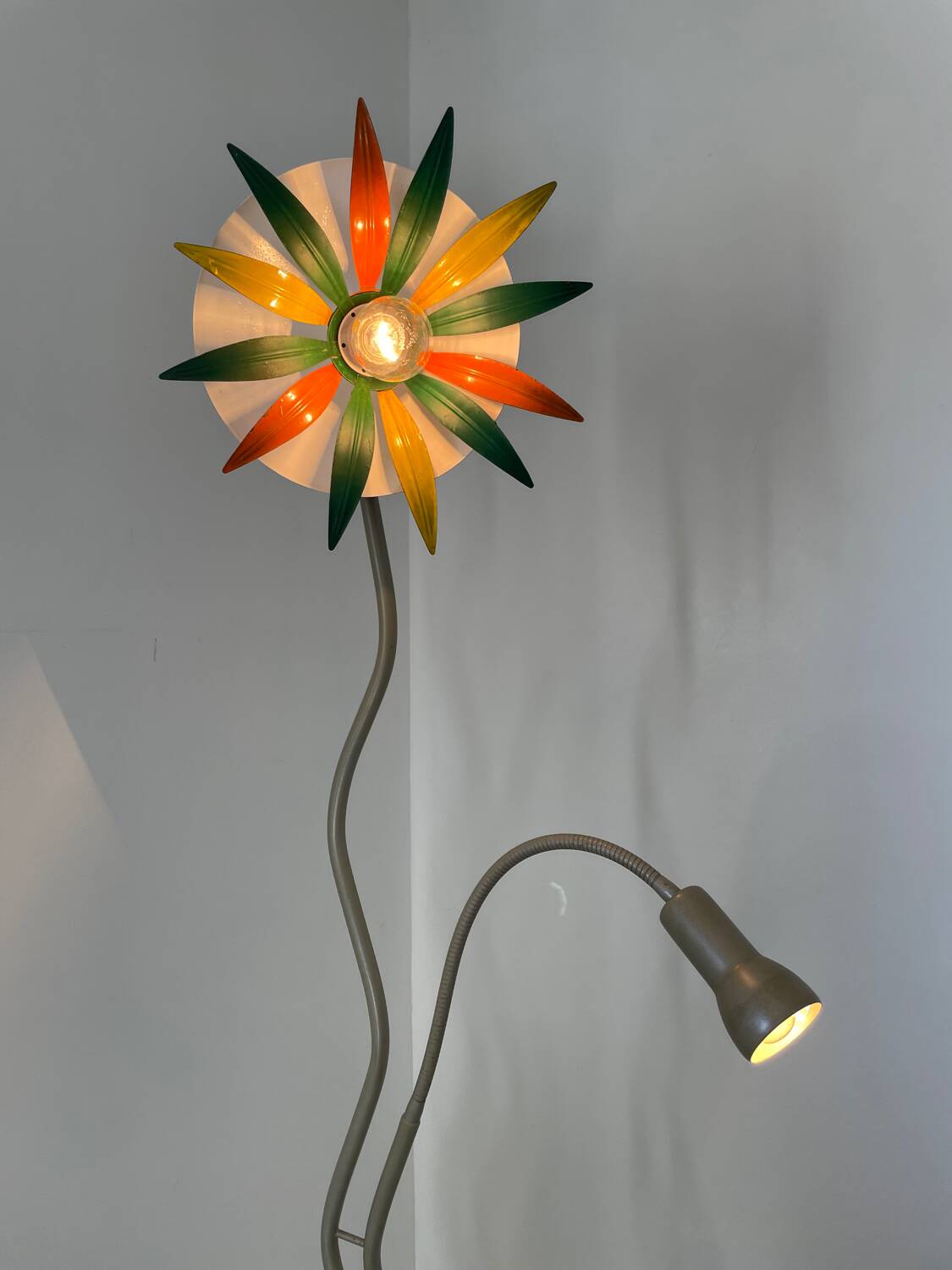 Italian flower head floor lamp circa 1970