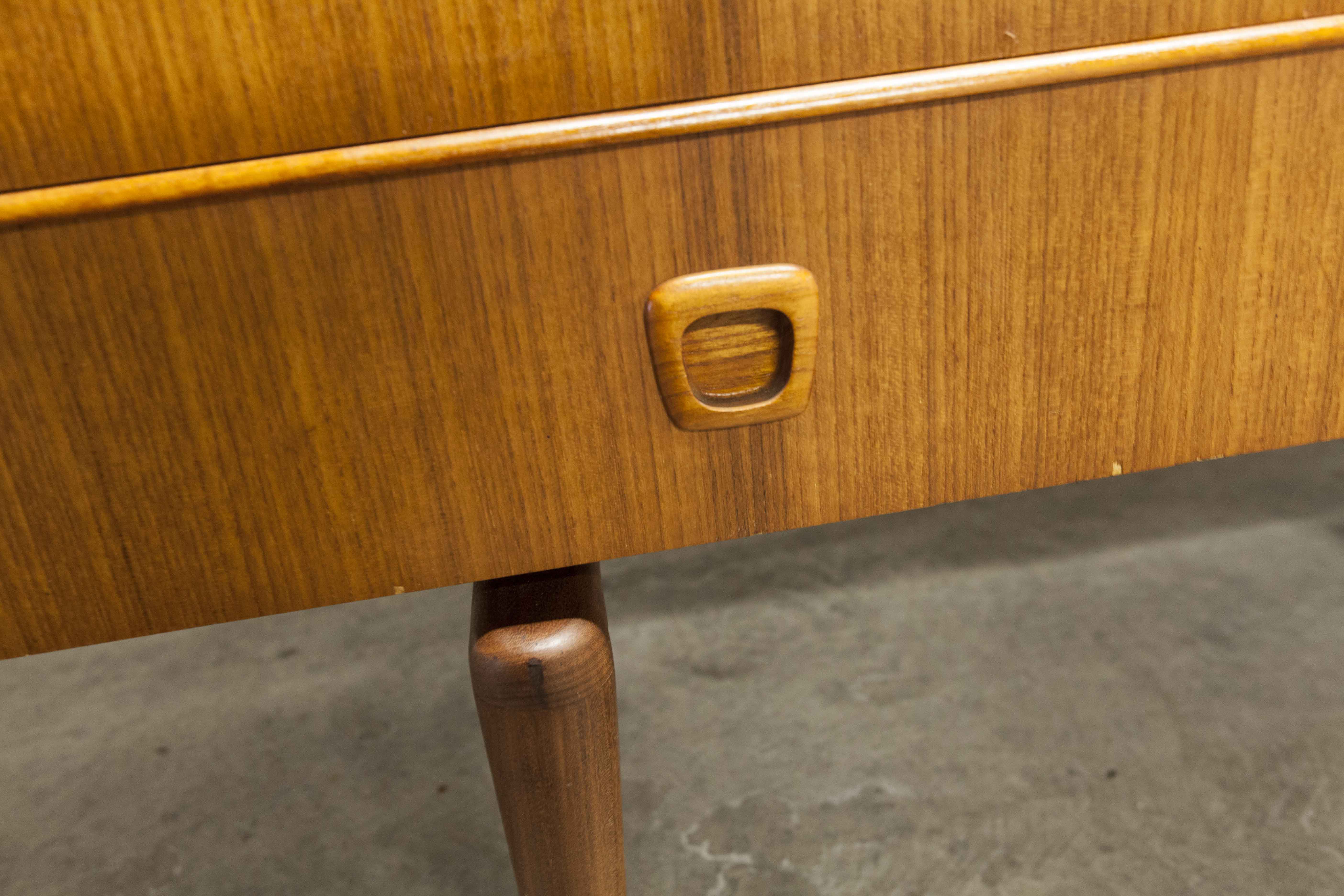 Armoire teck des années 60 Simat Meubles