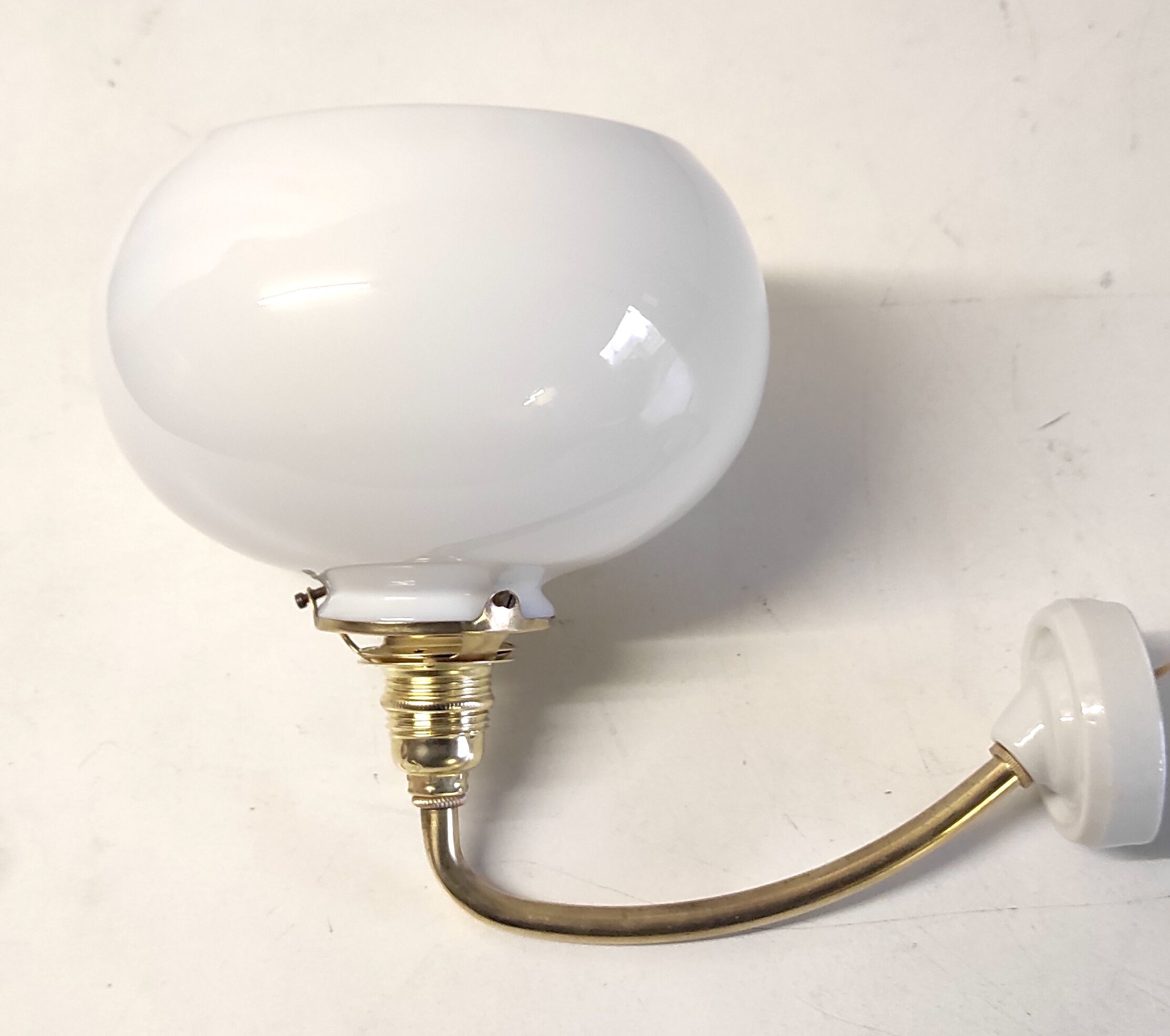 Brass and opaline gooseneck wall lamp – early twentieth century