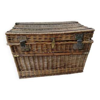 Large old vintage wicker trunk with 2 padlock closures