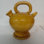 Squared Vallauris Marius Giuge yellow