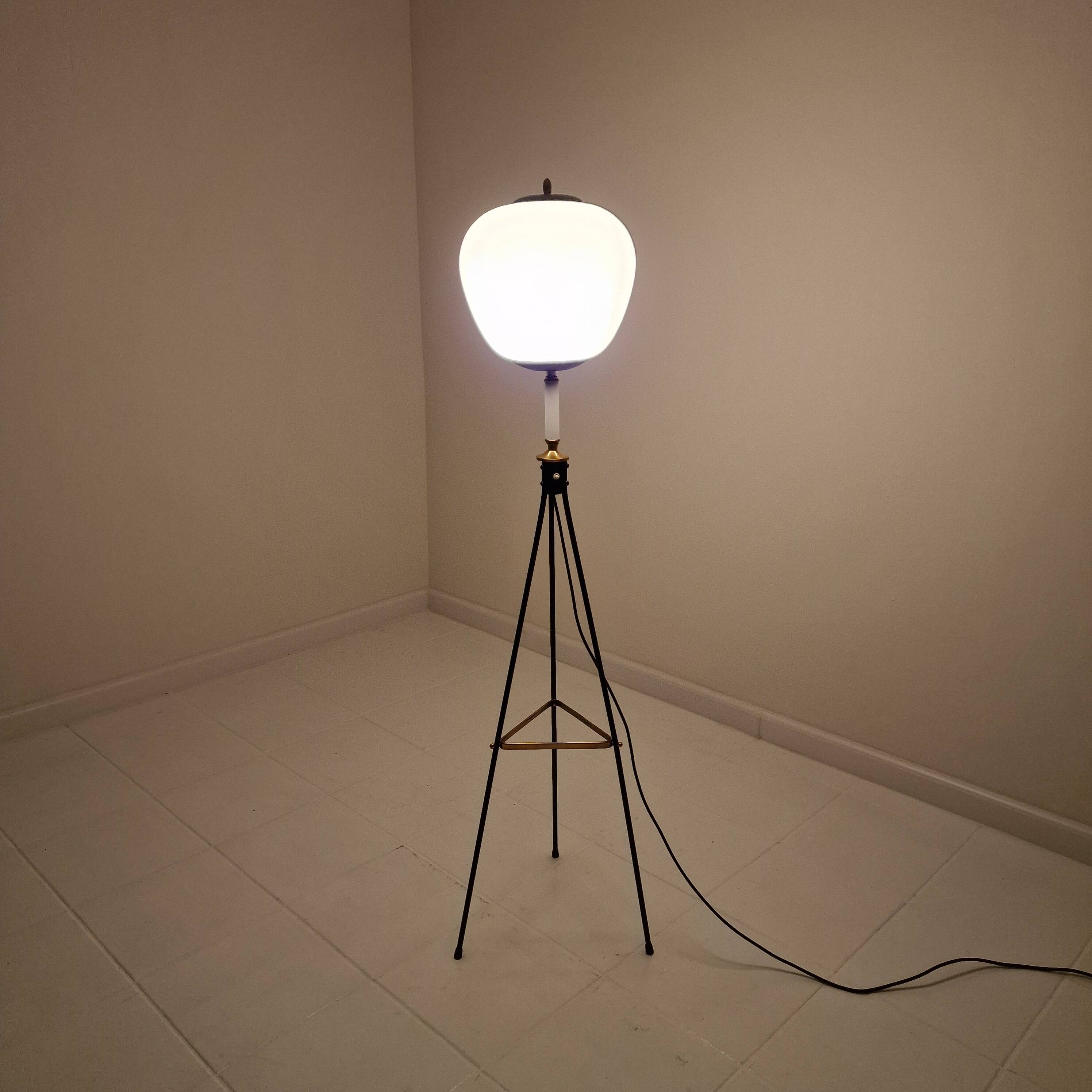 Stilnovo Tripod Floor Lamp, Italy 1950's