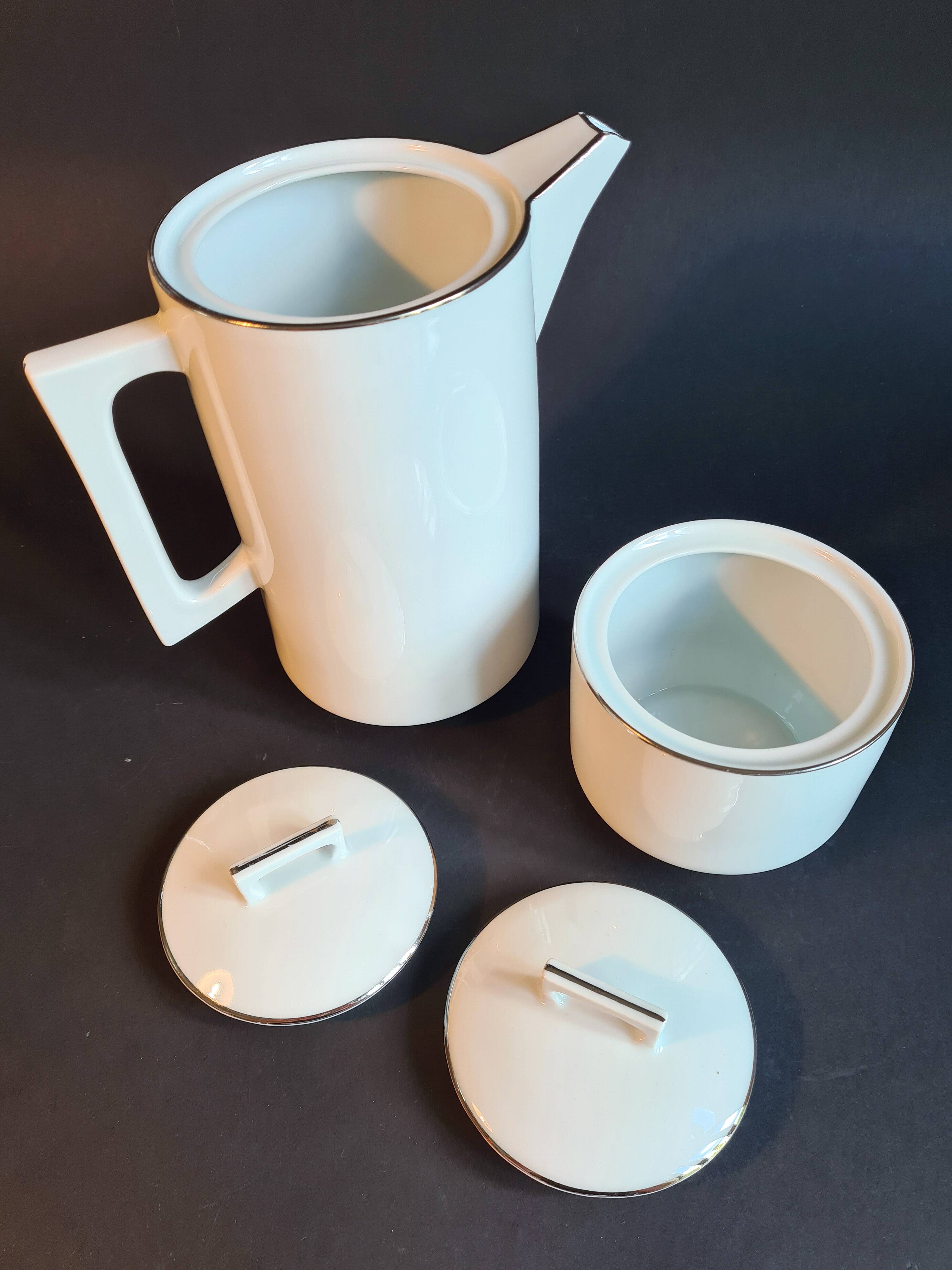 Art Deco dinner service in Fine Limoges Porcelain, signed "M&S"