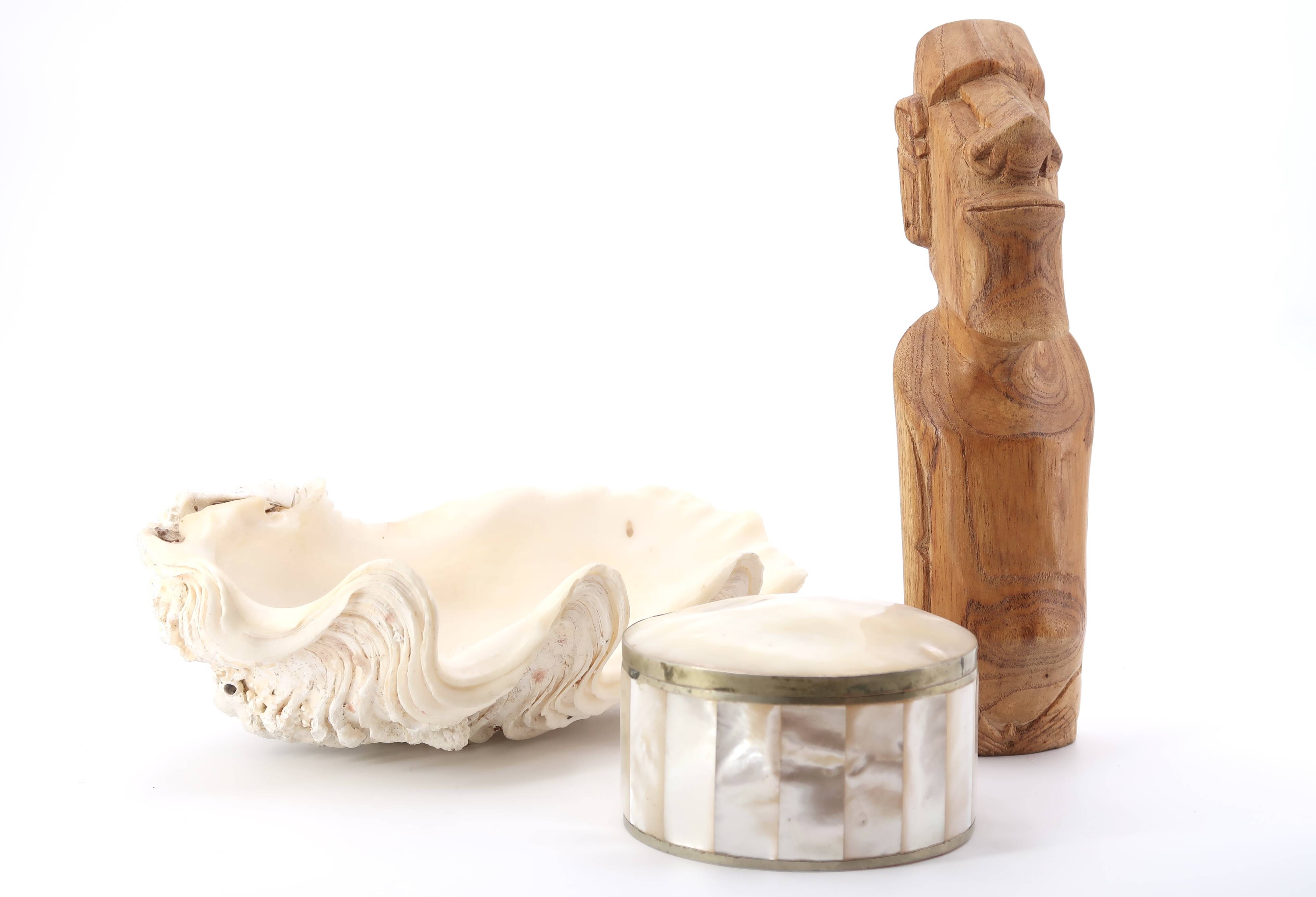 Moai wooden paperweight, 70s