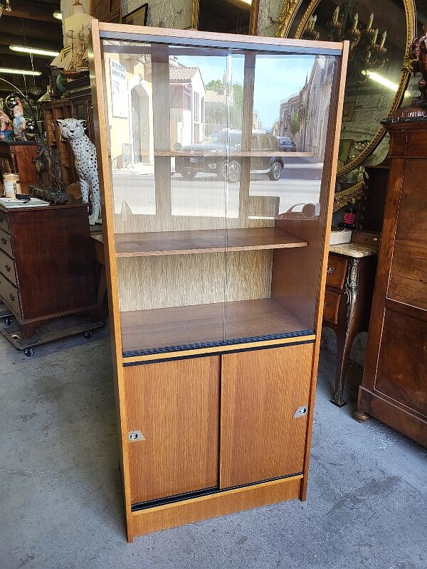 Showcase cabinet 1950/1960