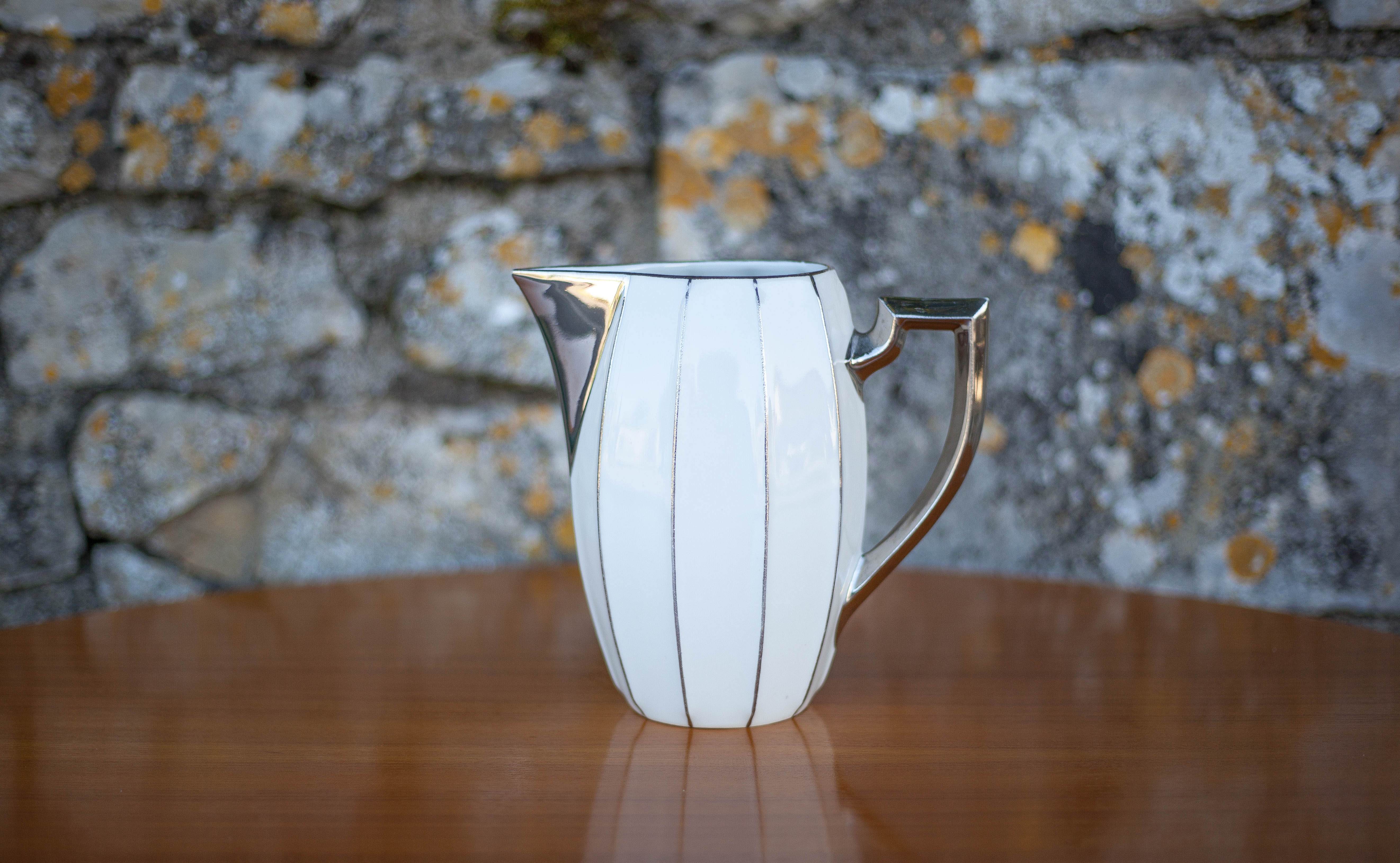 Porcelain pitcher MS France