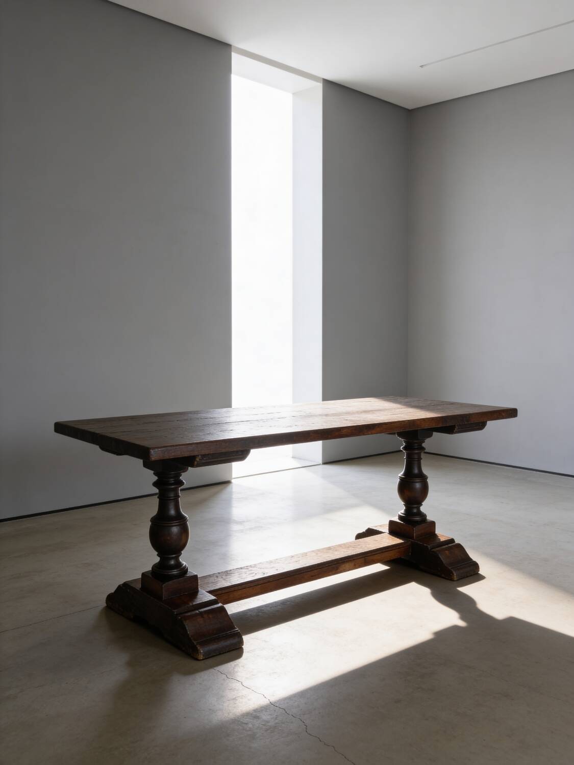 A fine 18th Century French walnut dining table