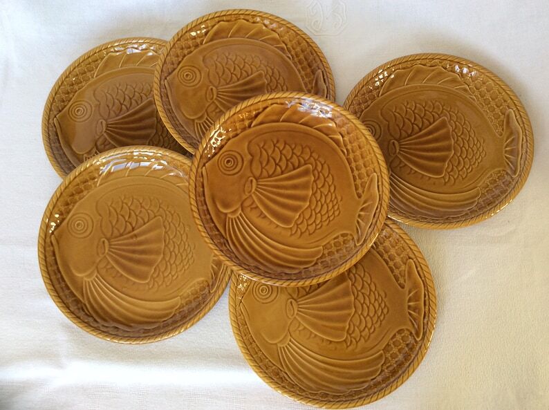 Lot de 6 assiettes poisson Gien céramique ocre ambré années 1960