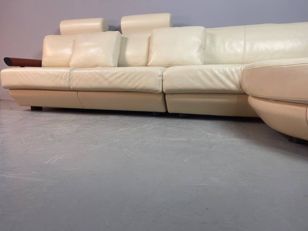 Exceptional Mid-Century Frighetto Italian Cream Leather Landscape Sofa with