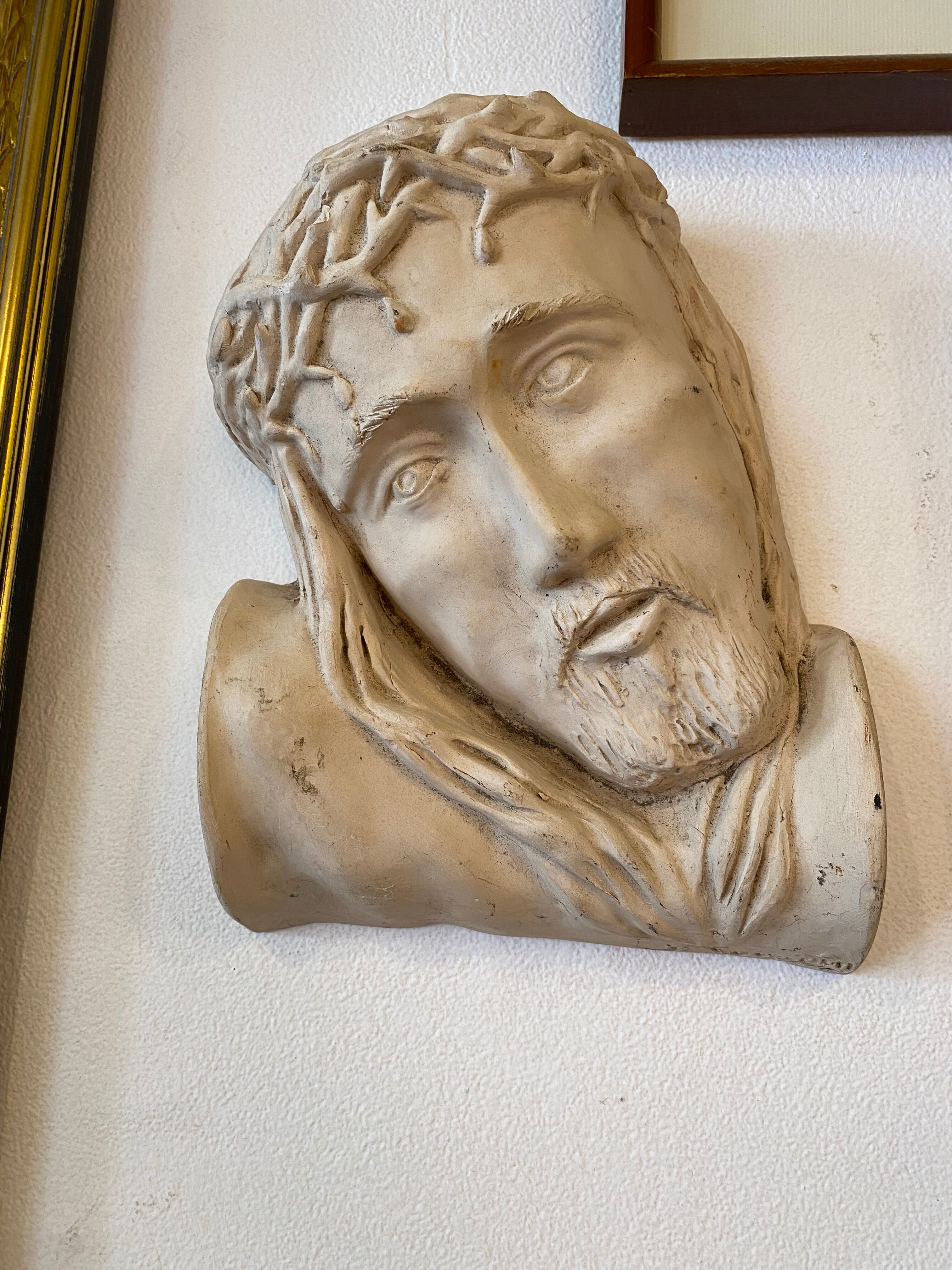 Head of jesus christ plaster sculpture signed courtin to hang