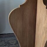 Round table in raw oak