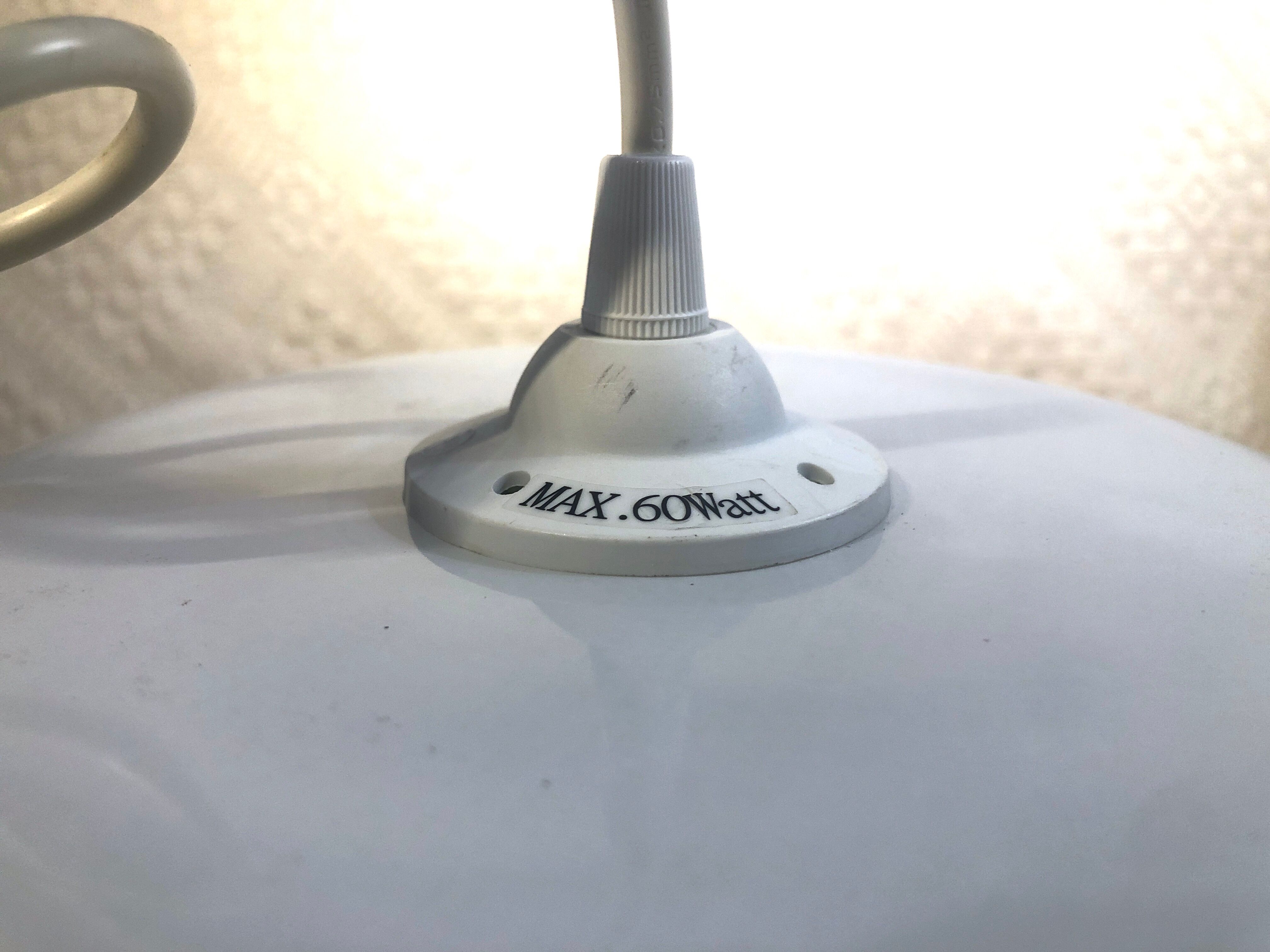 Vintage suspension in white opaline and red border, corolla shape / French vintage