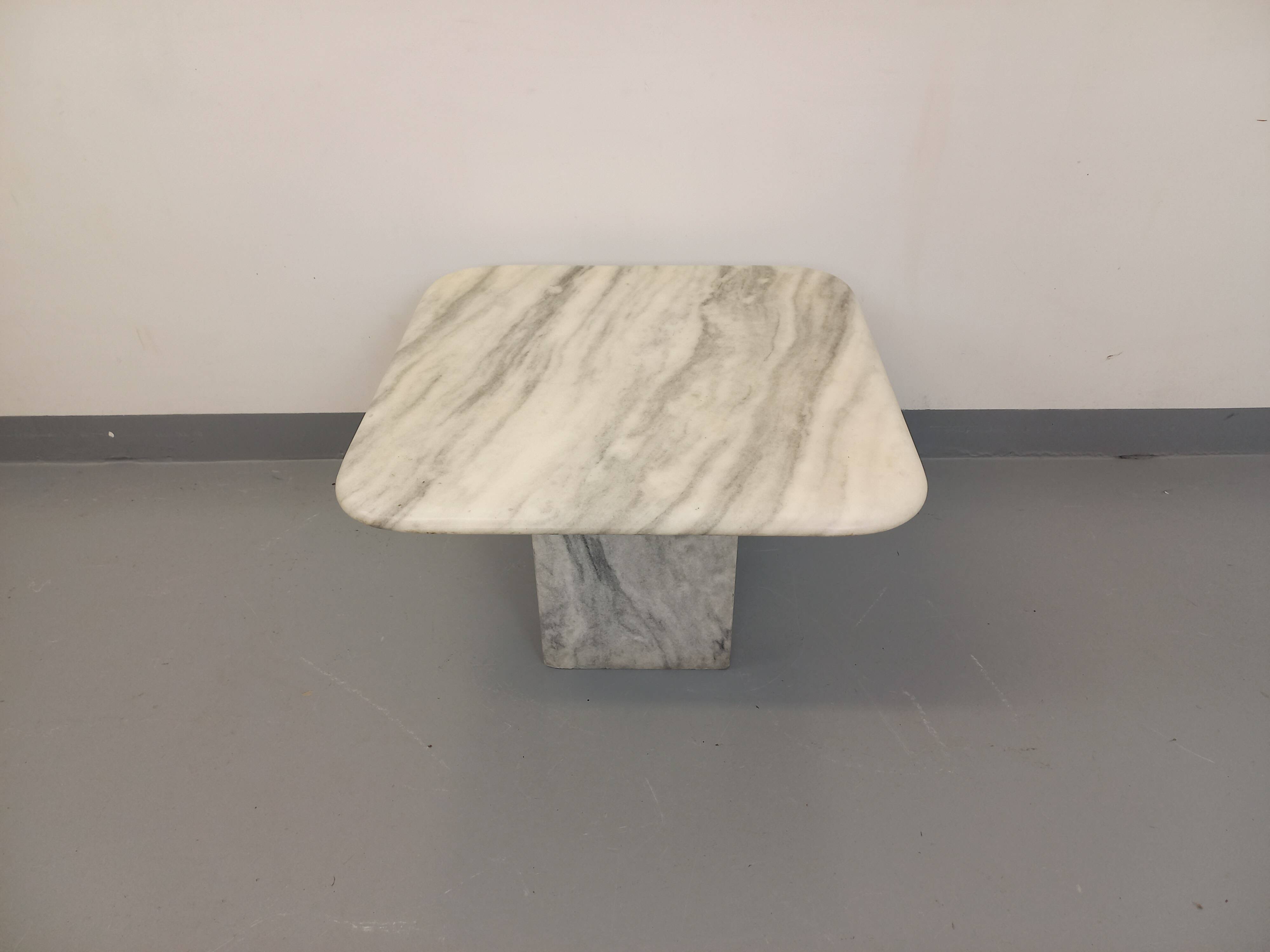 Vintage white marble coffee table from the 70s