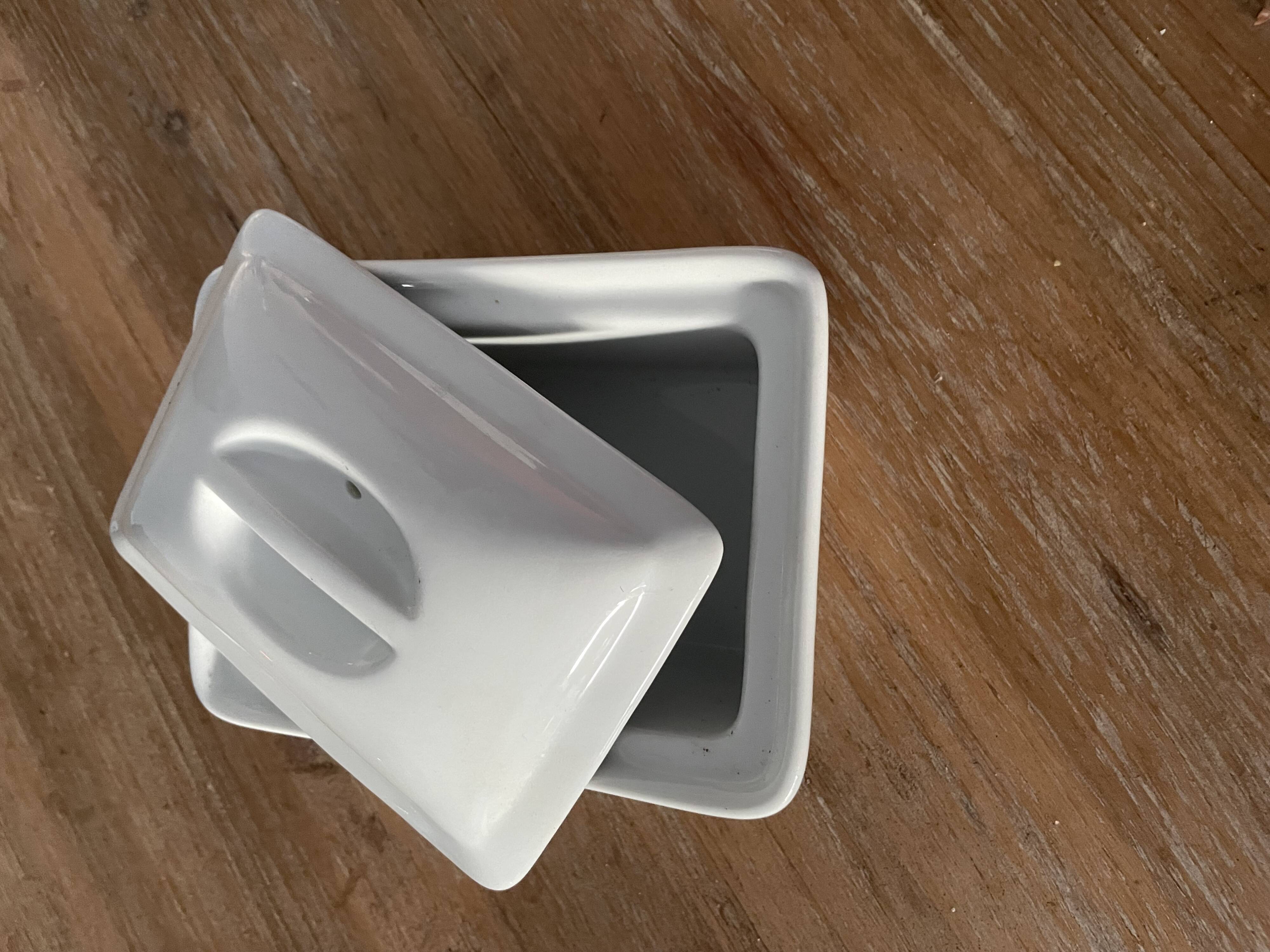 Butter maker in french porcelain
