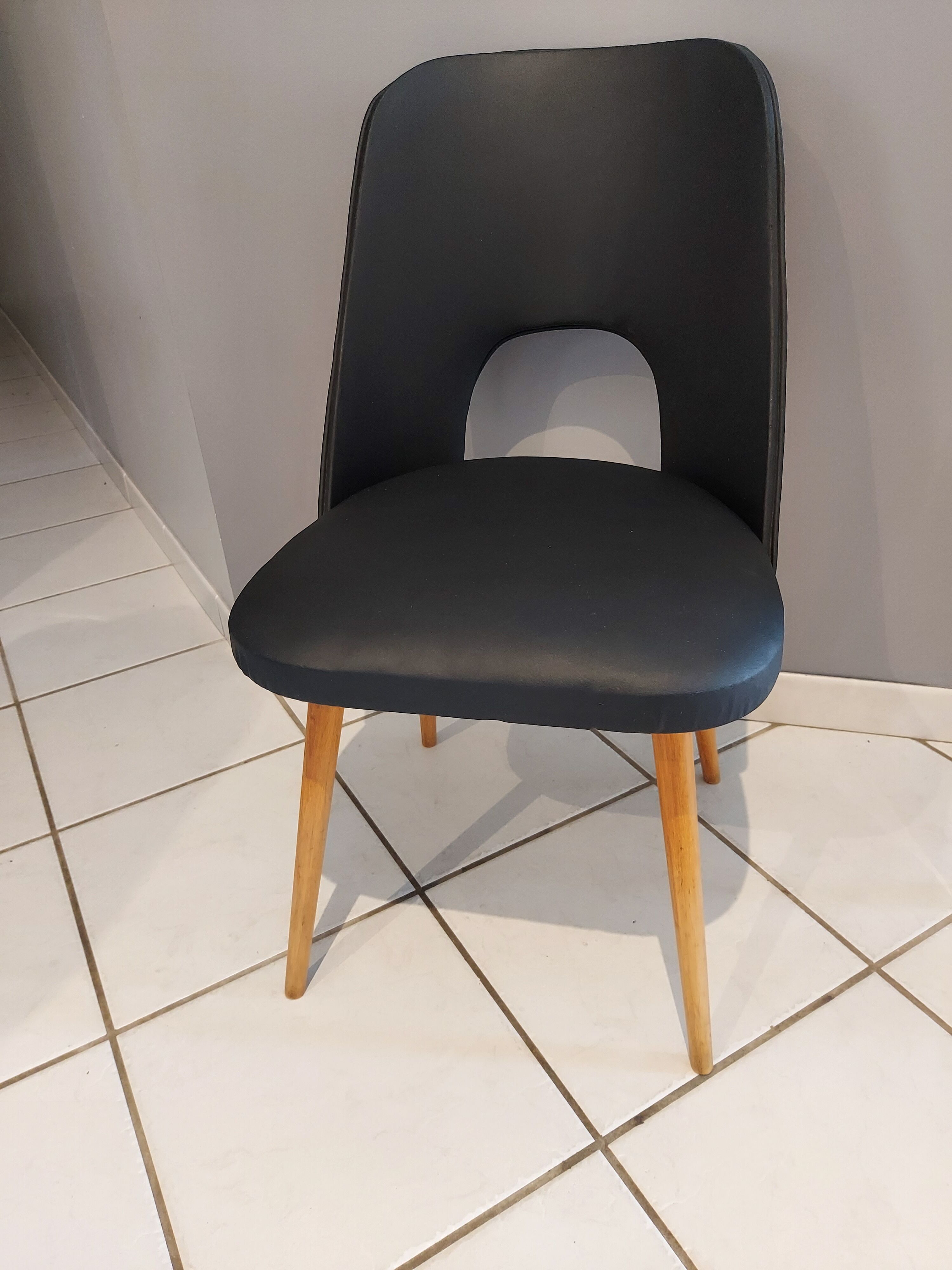 Suite of 4 Chairs by Designer Oswald Haerdlt for Your Year 1950