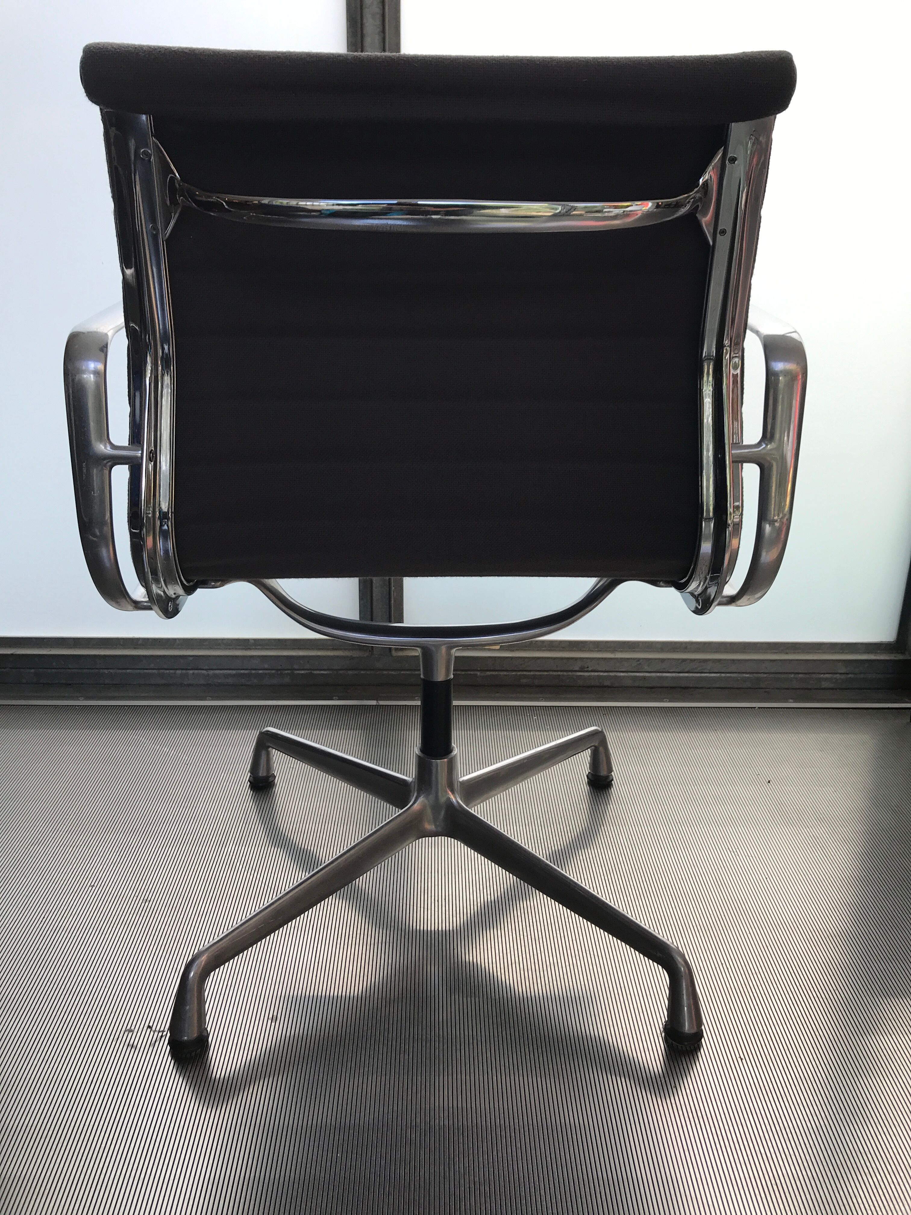 Soft Pad Chair EA 207 by Charles and Ray Eames for Vitra