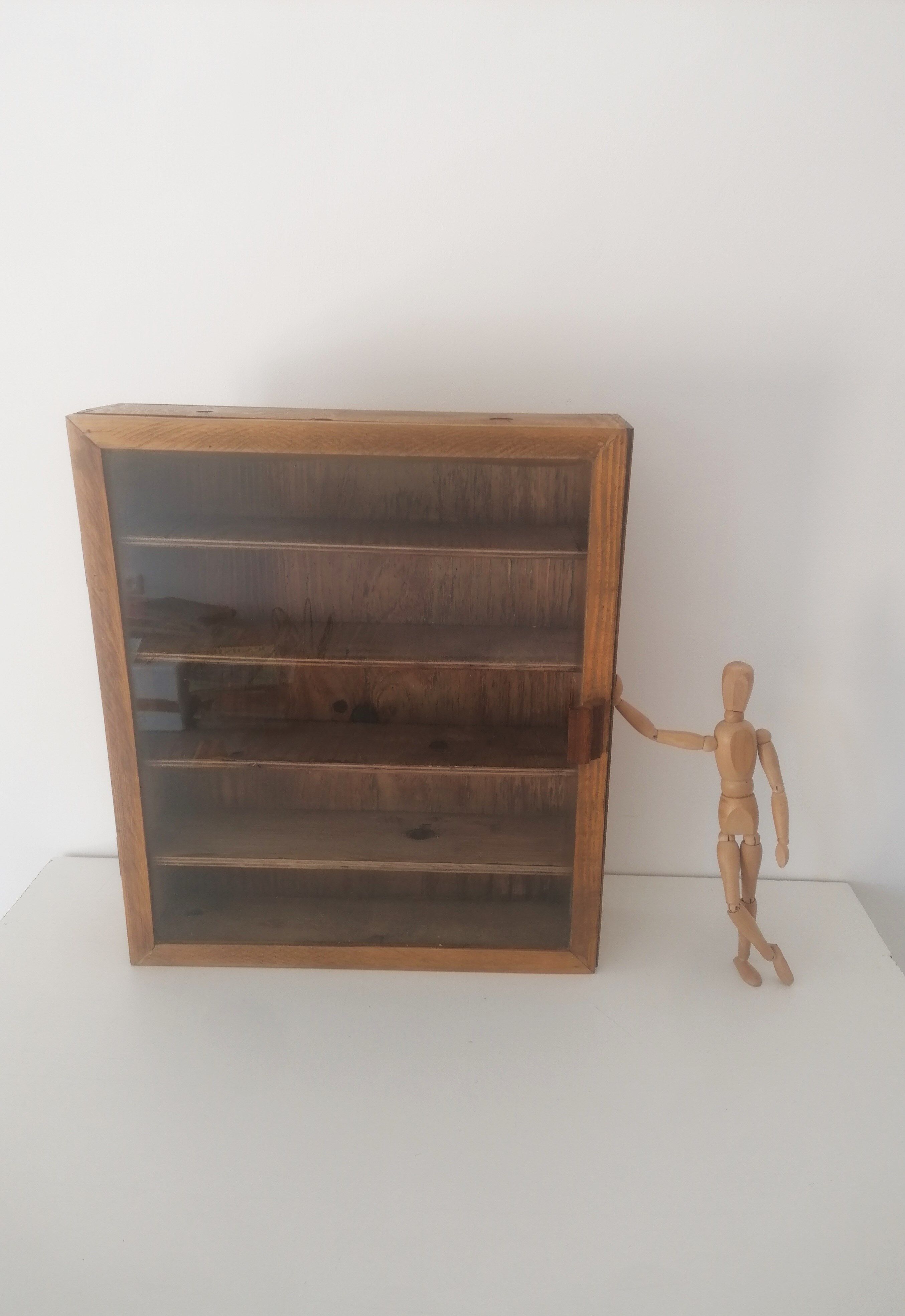 Old pharmacy showcase in wood and glass, 4 tablets 50