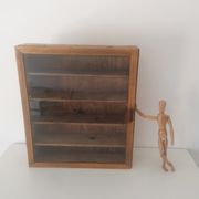 Ancienne vitrine de pharmacie en bois et verre, 4 tablettes années 50