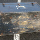 Old large-format trunk 930cm