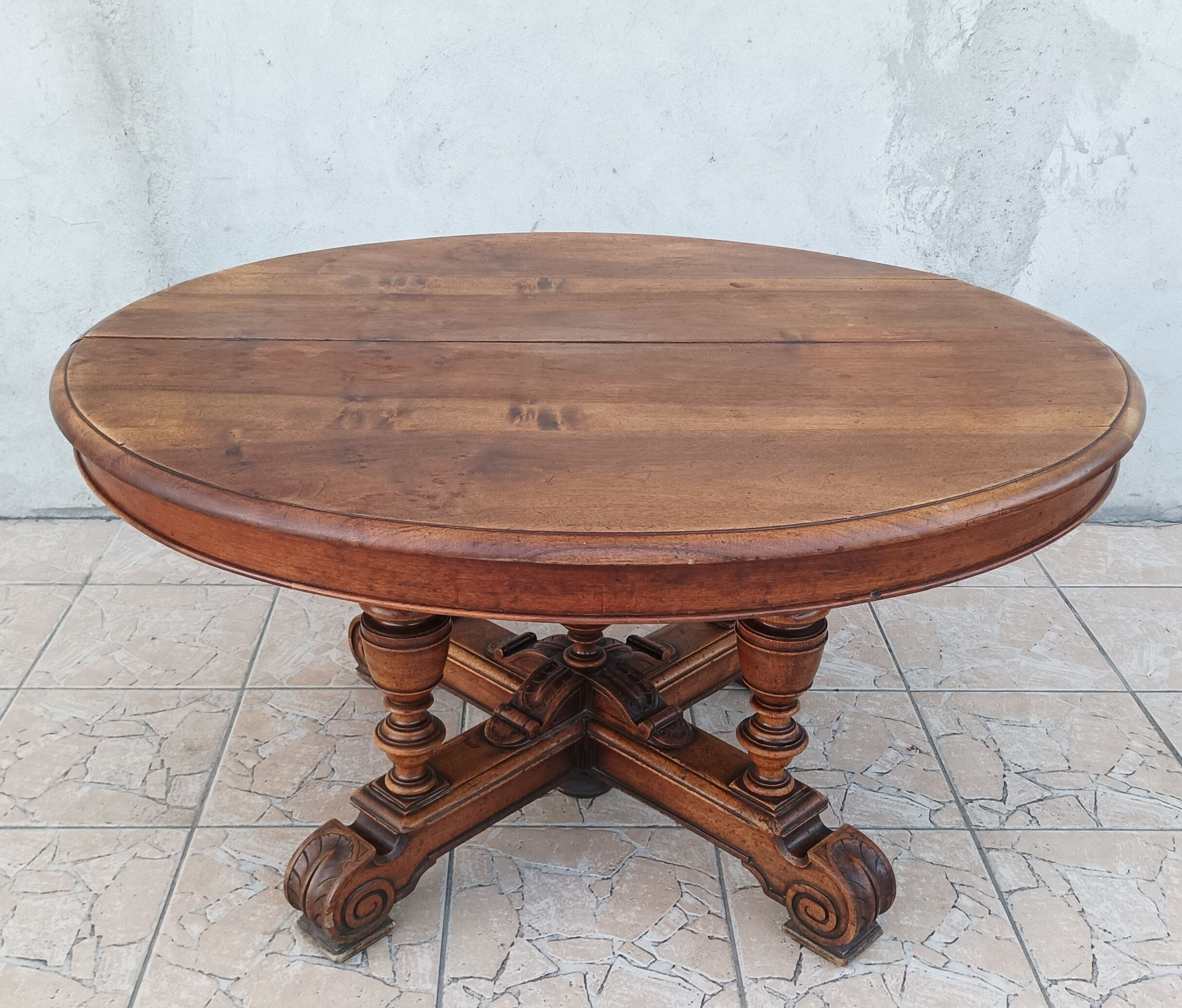 renaissance walnut table 19th century