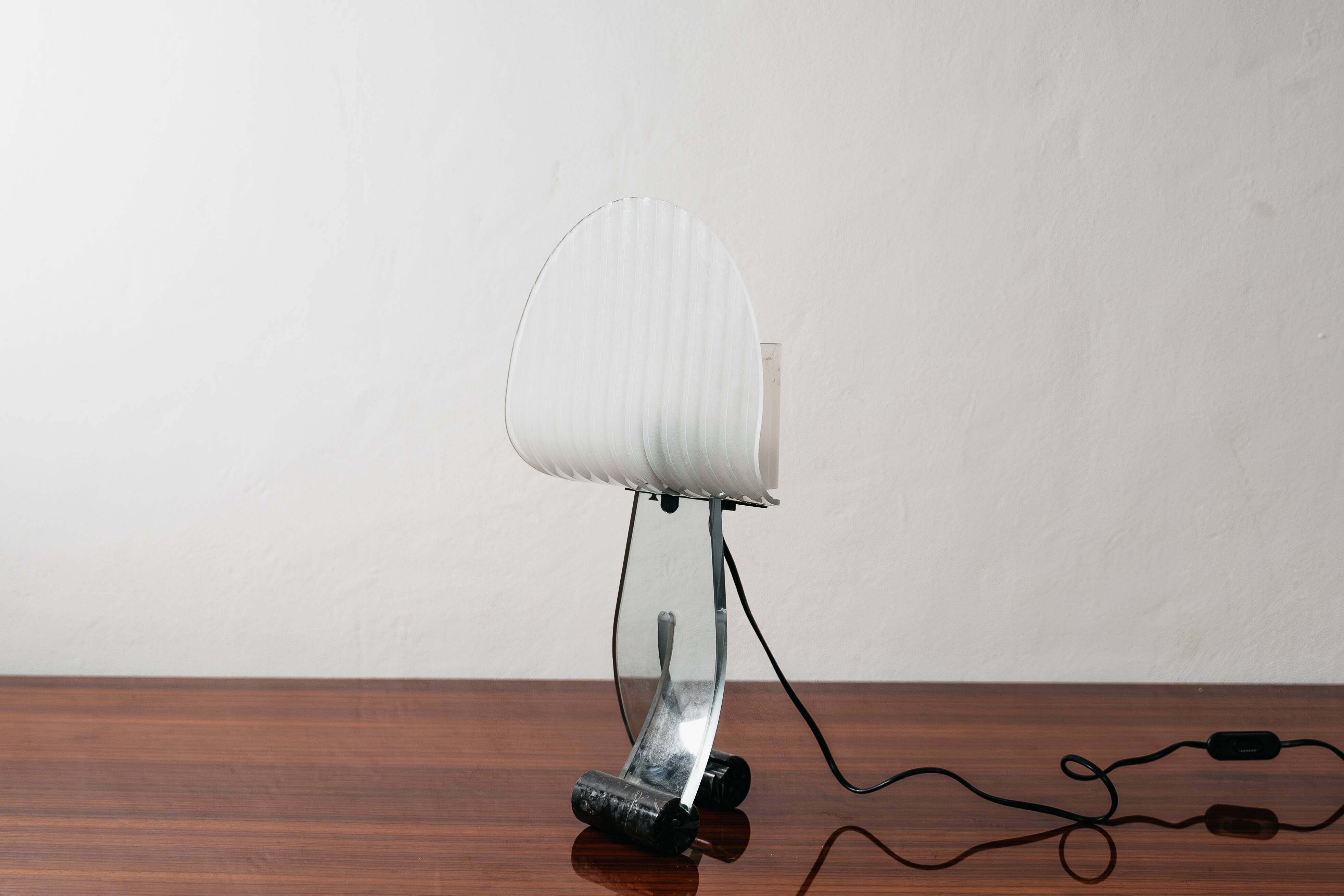 Lampada Da Tavolo Silhouette Design Table Lamp Marble & Glass 1980’s P