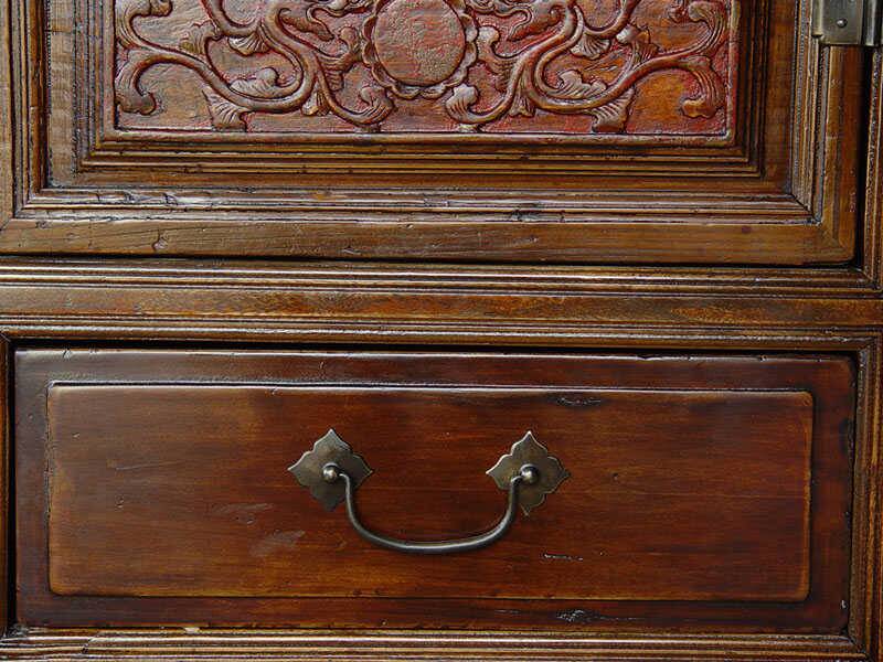 Lattice Chinese cabinet