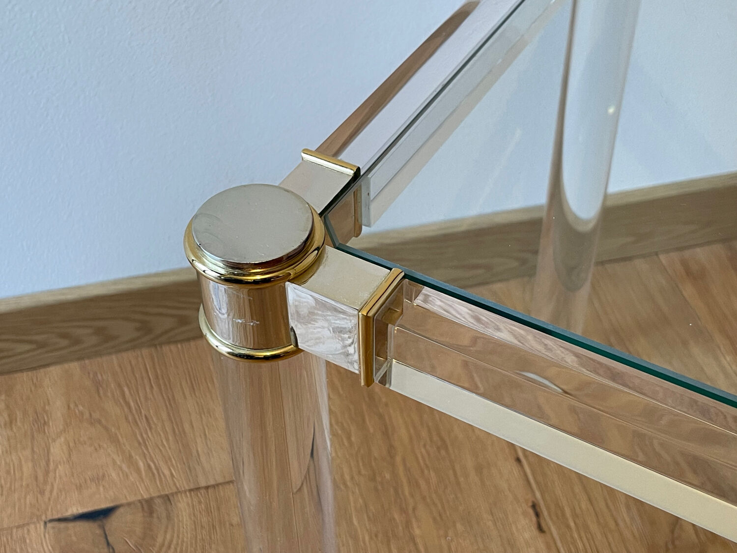 Bedside table, end table in plexiglass and glass, 1970