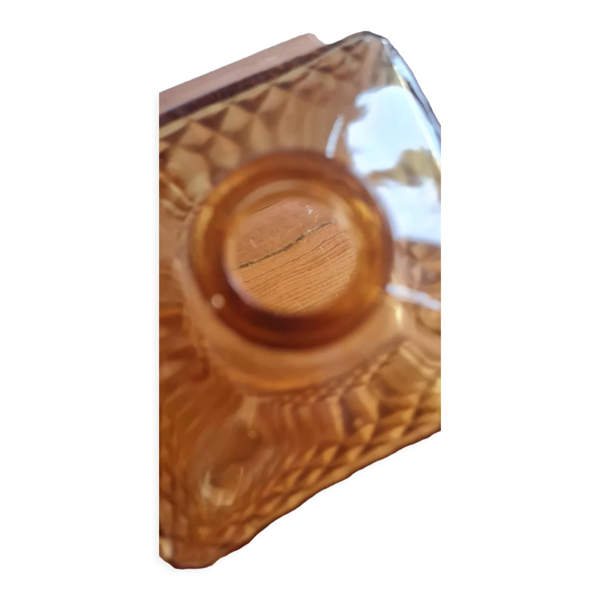 Carafe or amber glass bottle