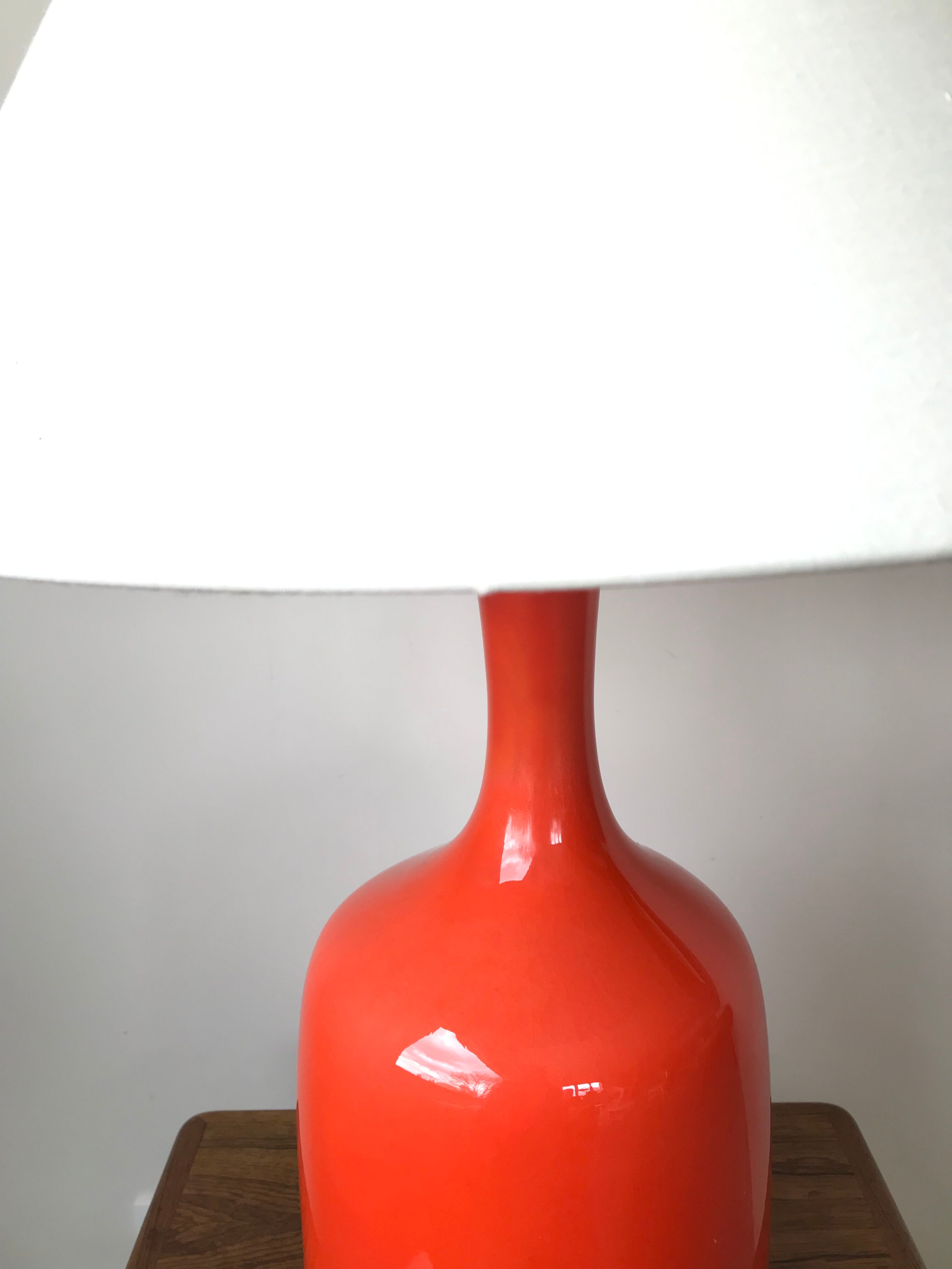 Lampe en céramique orange