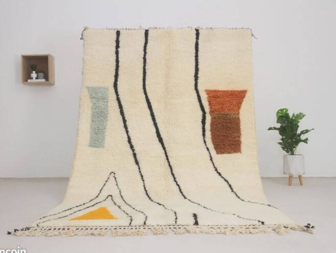 Beni Ouarain Berber rug, nomadic lines, 3*2m.
