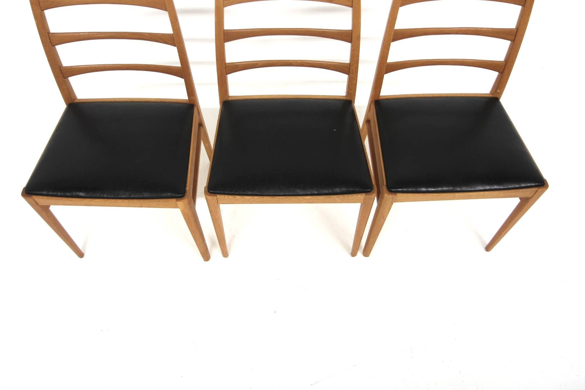 Set of 6 Scandinavian oak chairs "Reno", Bodafors, Sweden, 1960