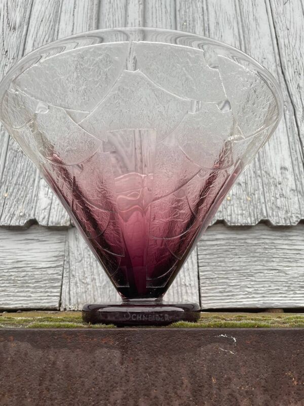 Schneider coupe en verre blanc et violet