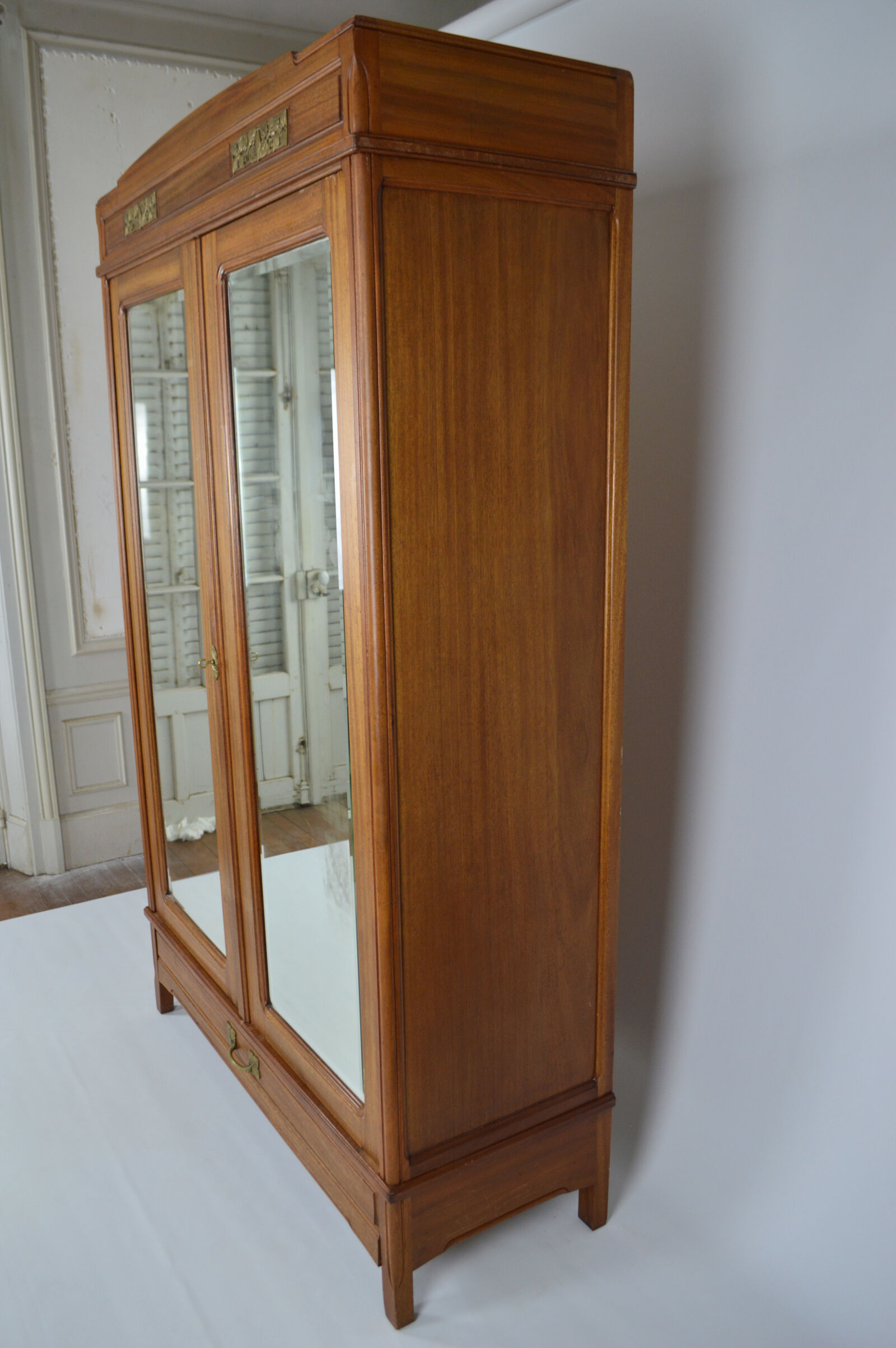 Art Nouveau wardrobe by Mathieu Gallerey in mahogany, model with Clematis, circa 1920