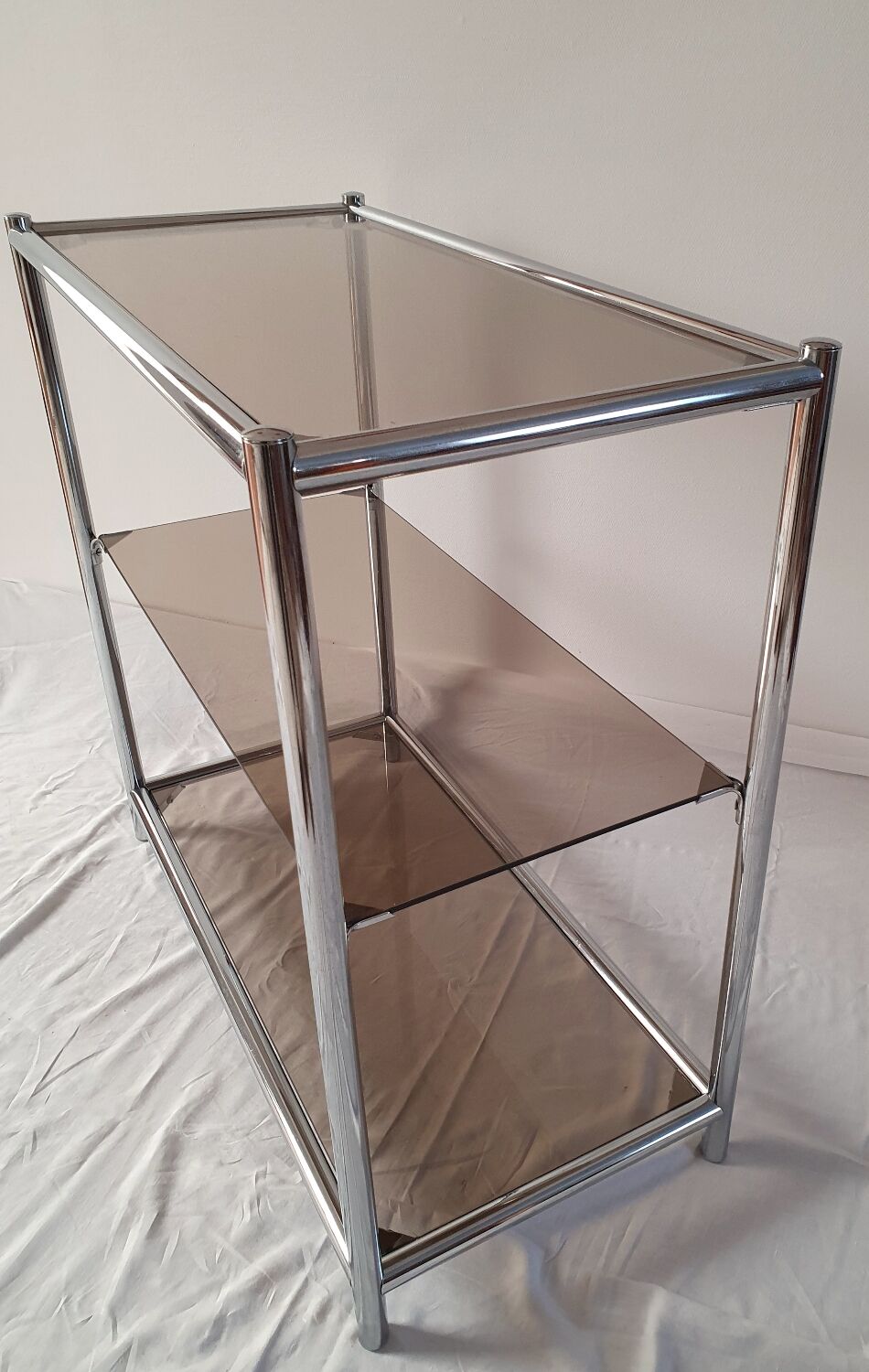 Console design 3 étagères chrome et verre fumé