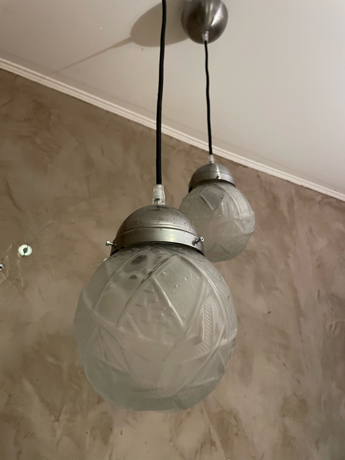 Art deco pendant lamps
