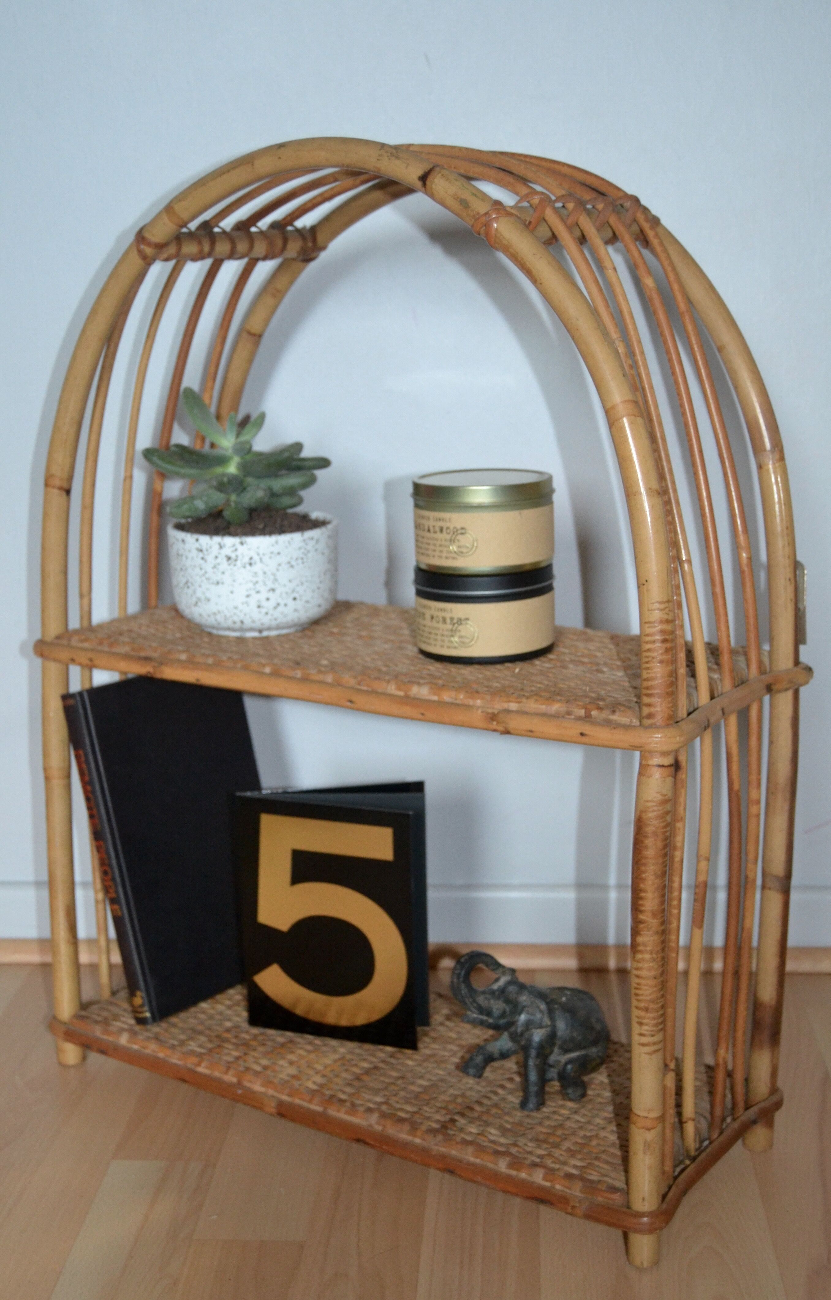 Round rattan shelf