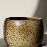 Pot en grès moucheté