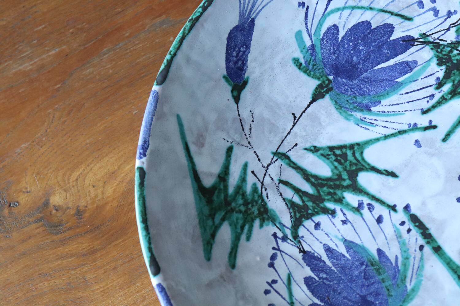 Tripod ceramic plate the Brescon