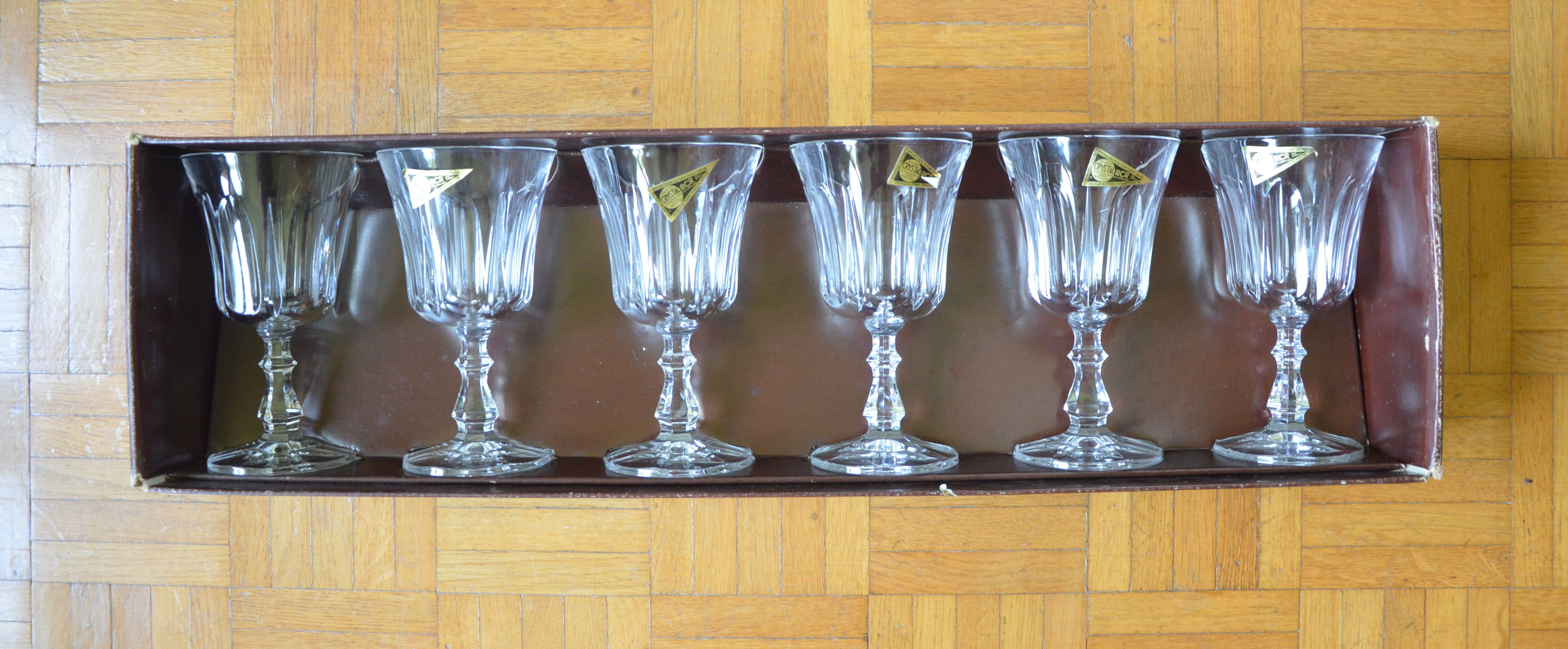 Set of 6 RCR Royal Cristal Rock glasses, Victoria model