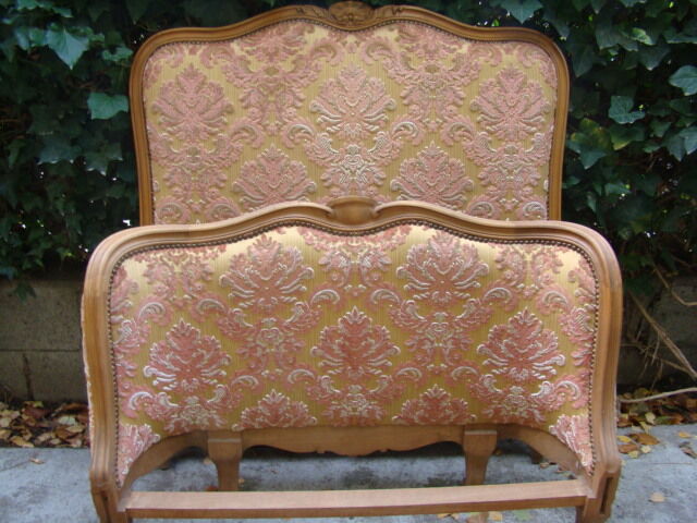 Bed style a half old trash