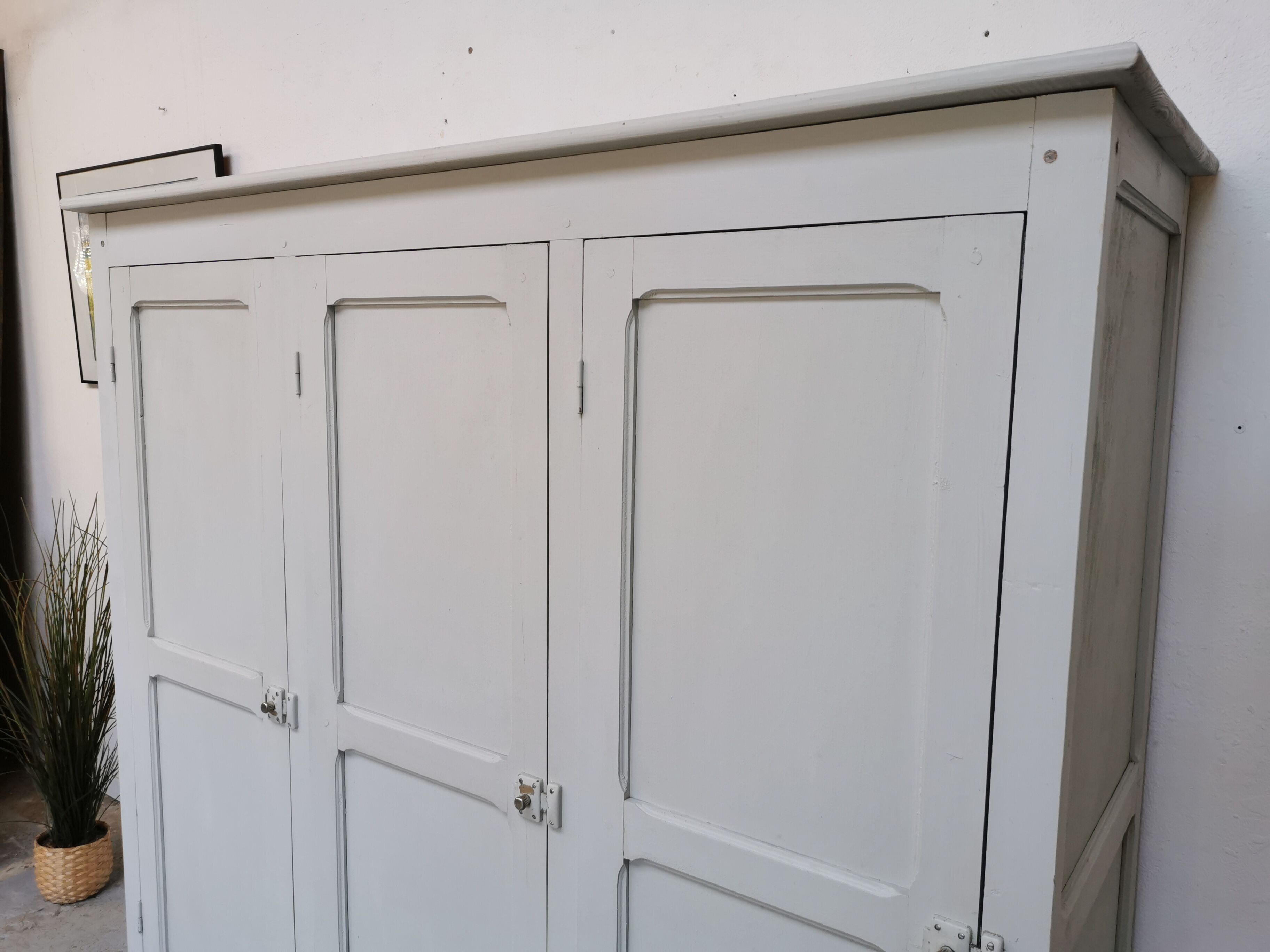 Vintage Parisian wardrobe