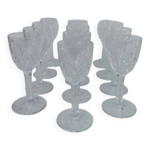 12 verres à liqueur