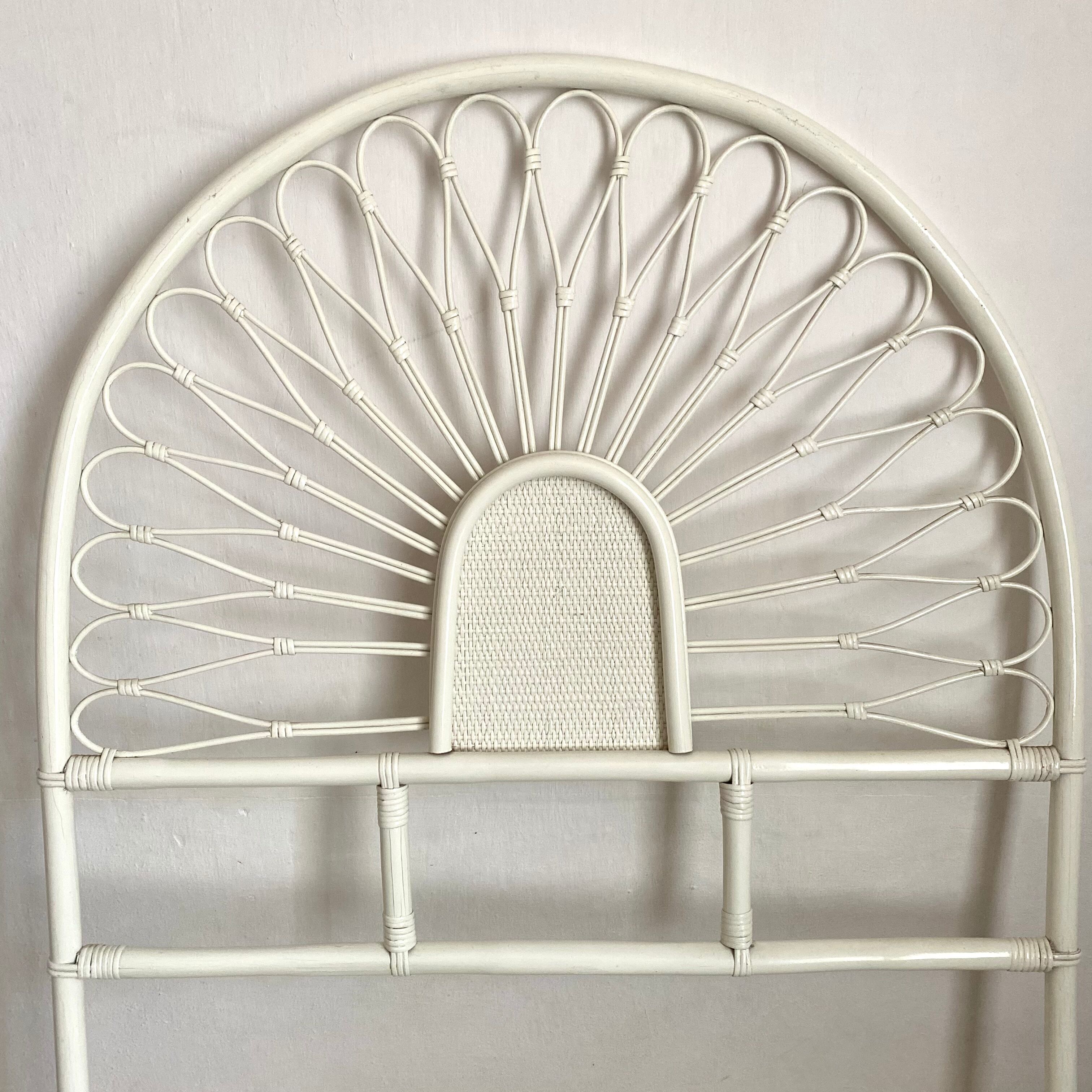Rattan headboard 1 person